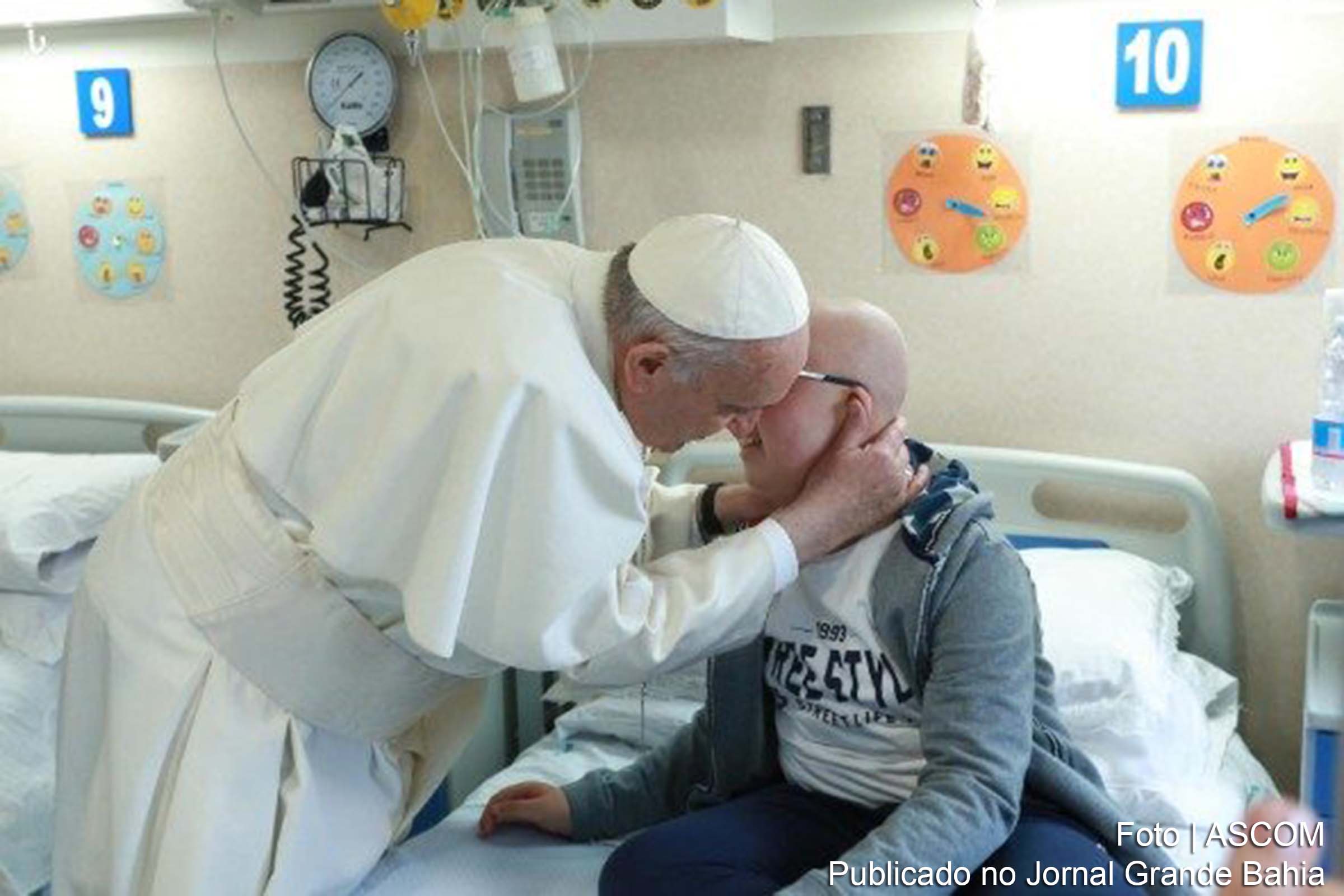 Há de colocar o dom como paradigma capaz de desafiar o individualismo e a fragmentação social dos nossos dias, declara Papa Francisco