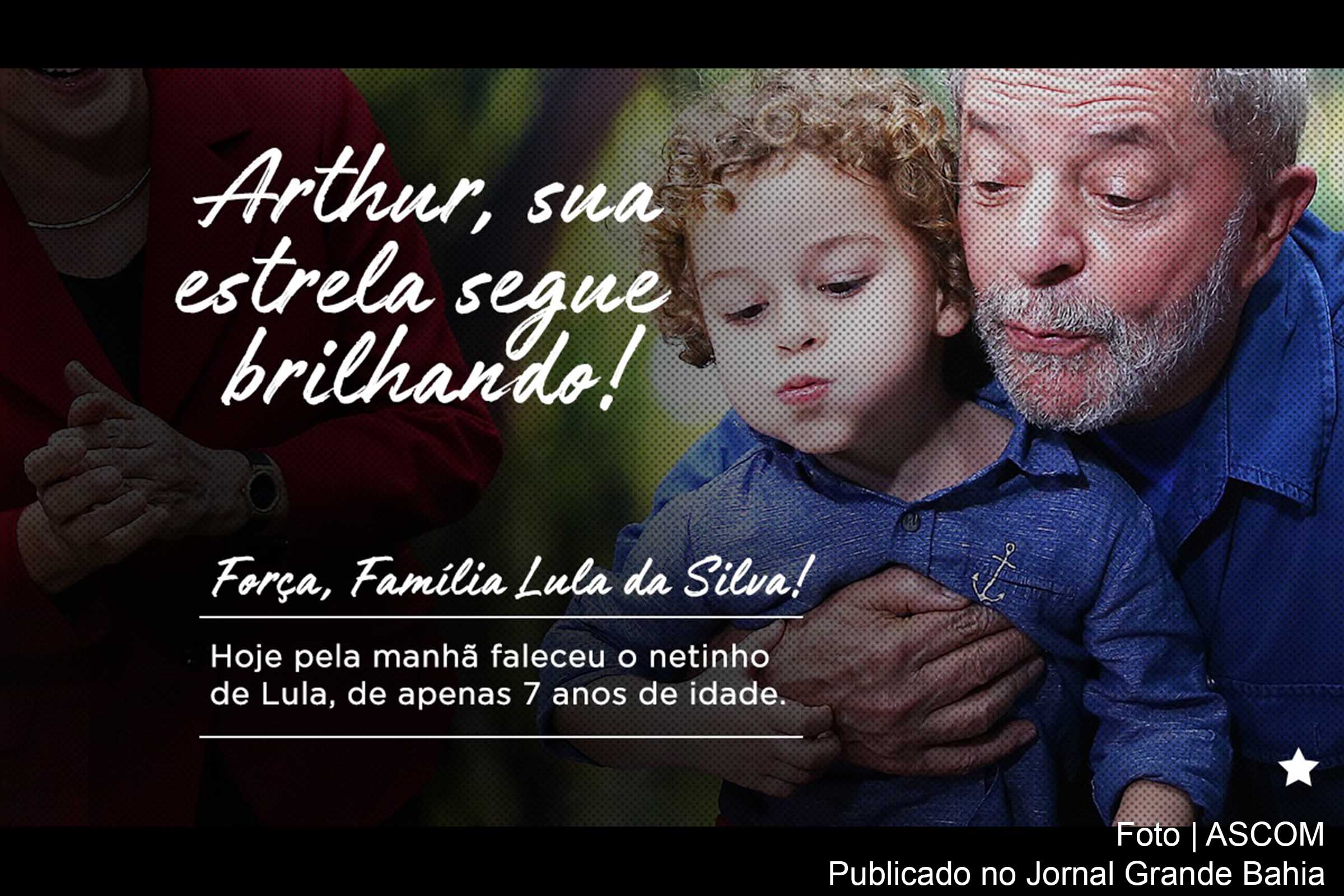 Arthur Araújo Lula da Silva nos braços do avô Luiz Inácio Lula da Silva.
