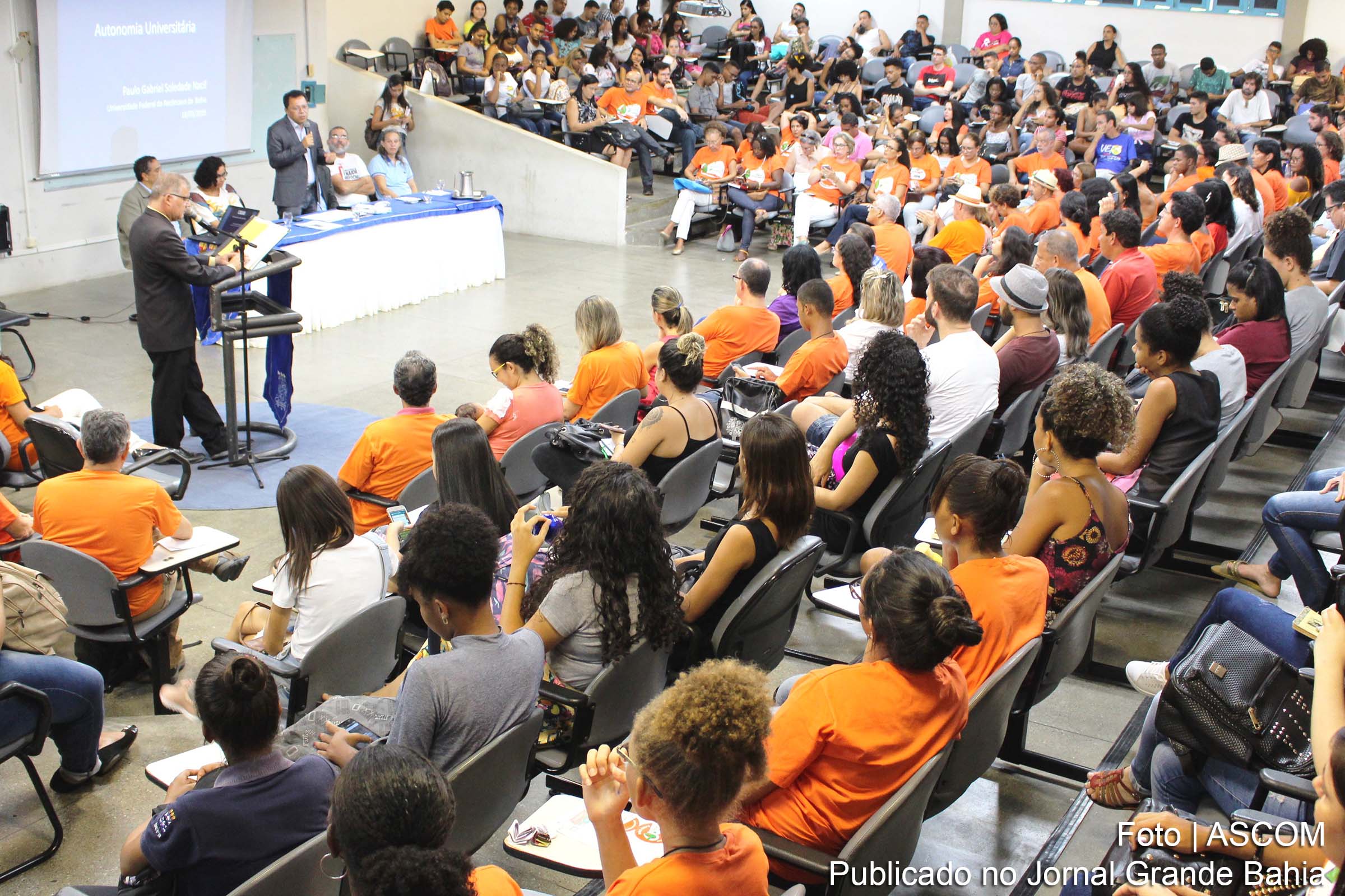 Reitor Evandro do Nascimento proferiu abertura da Aula Magna, referente ao semestre 2019.1 da UEFS.