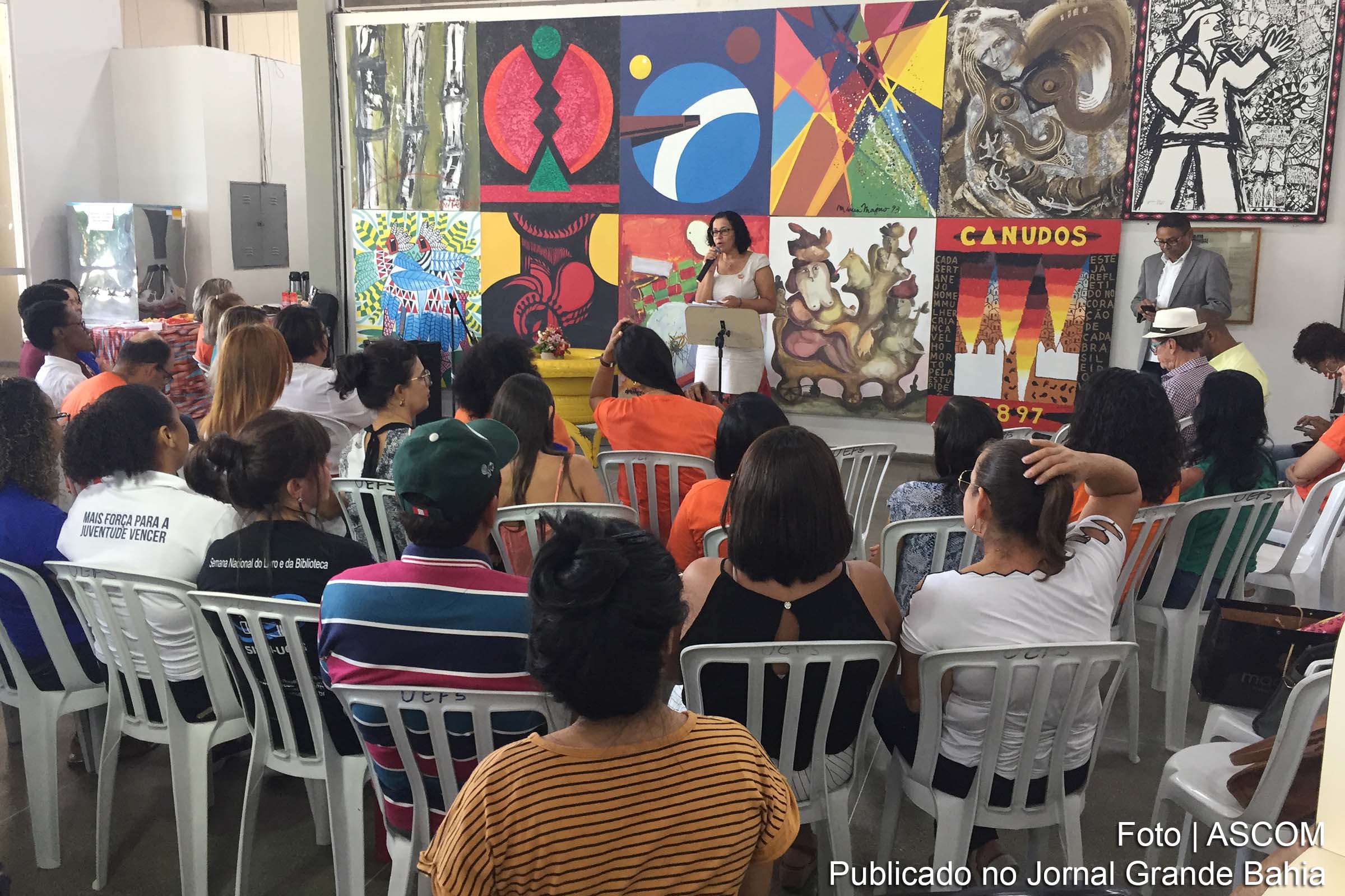 Inspirada na história de vida de Julieta Carteado, a campanha em comemoração ao Dia Internacional da Mulher UEFS teve culminância em evento no hall da Biblioteca Central, reunindo estudantes e servidores da Instituição.
