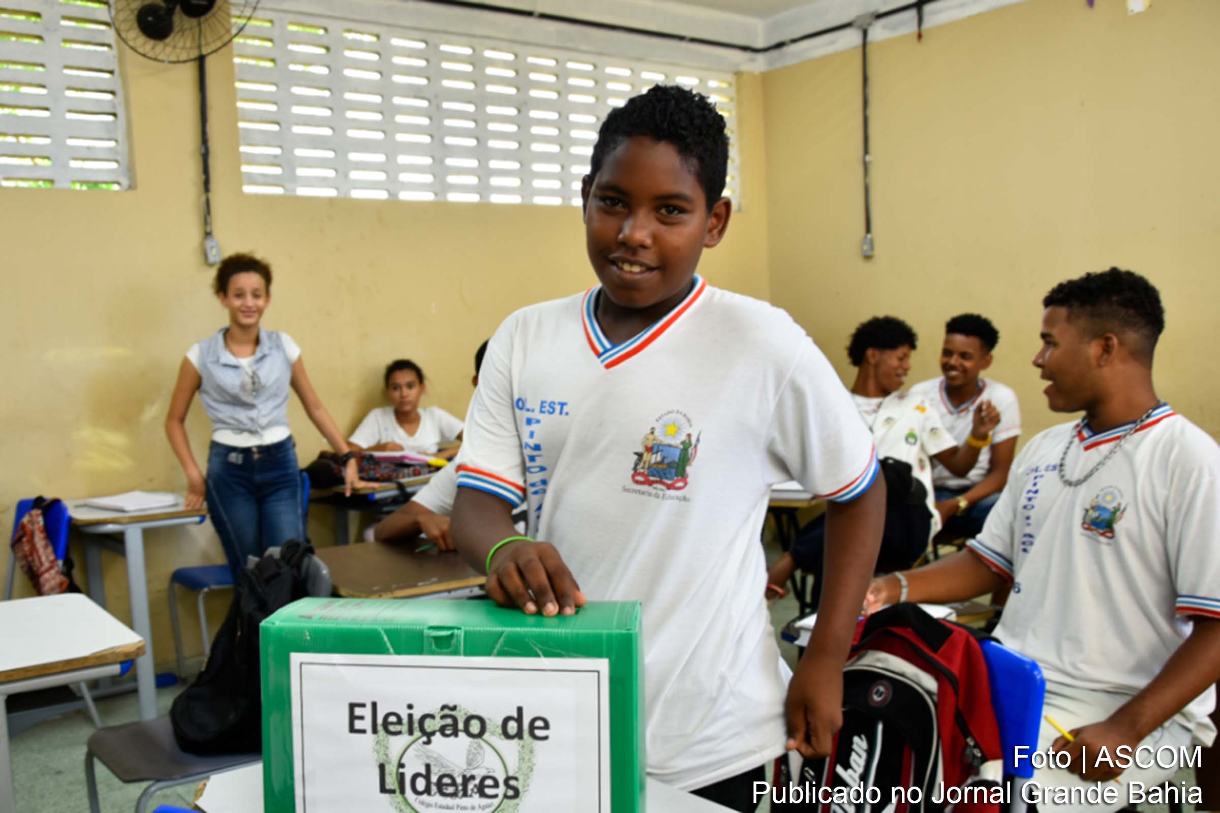 Estudantes da rede estadual de ensino estão participando, pelo quinto ano consecutivo, do processo de eleição geral de líderes e vice-líderes de classe.