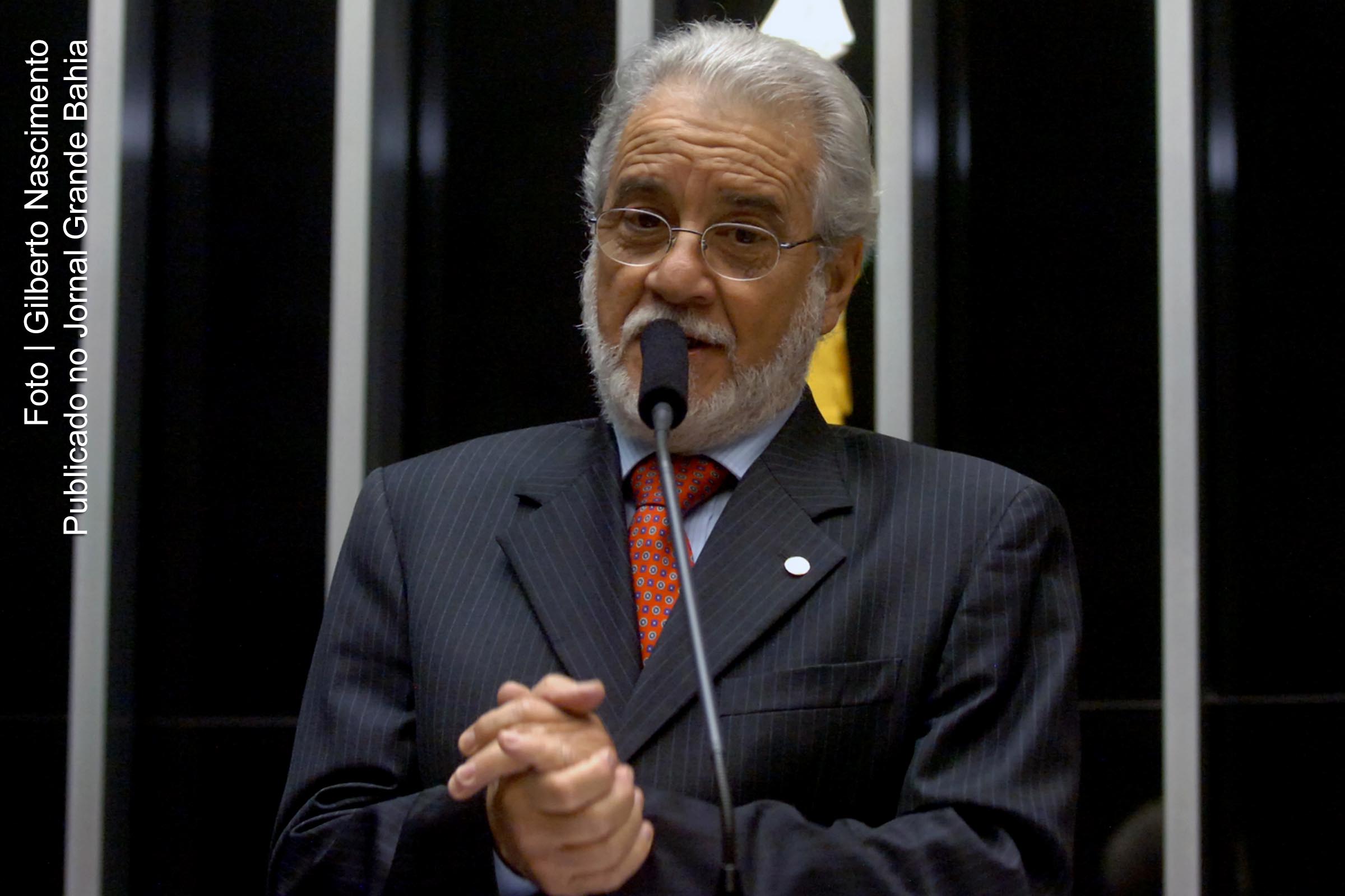 Longa vida ao PT | Por Emiliano José