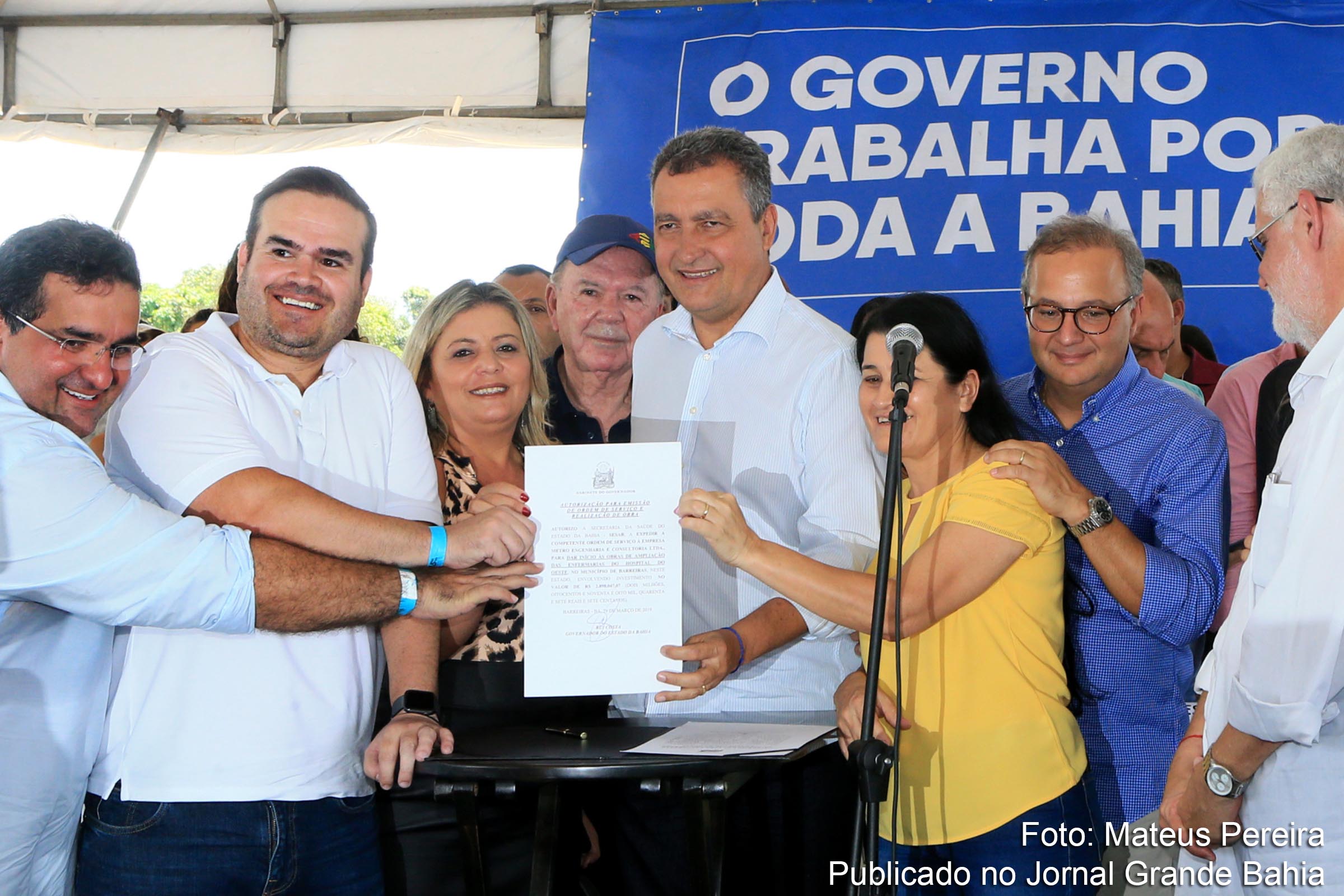Governador Rui Costa assina ordem de serviço para início das obras de reforma geral e ampliação do Hospital do Oeste, lança edital de licitação para obras de ampliação da Hemodinâmica e construção do Necrotério do Hospital do Oeste, celebra convênio do programa Bahia Produtiva, entrega de Títulos de Terra do Projeto Bahia mais Forte Terra Legal, visita as obras da Policlínica de Saúde, entrega da manutenção civil e elétrica de colégios da rede estadual, no município de Barreiras, em 29 de março de 2019.