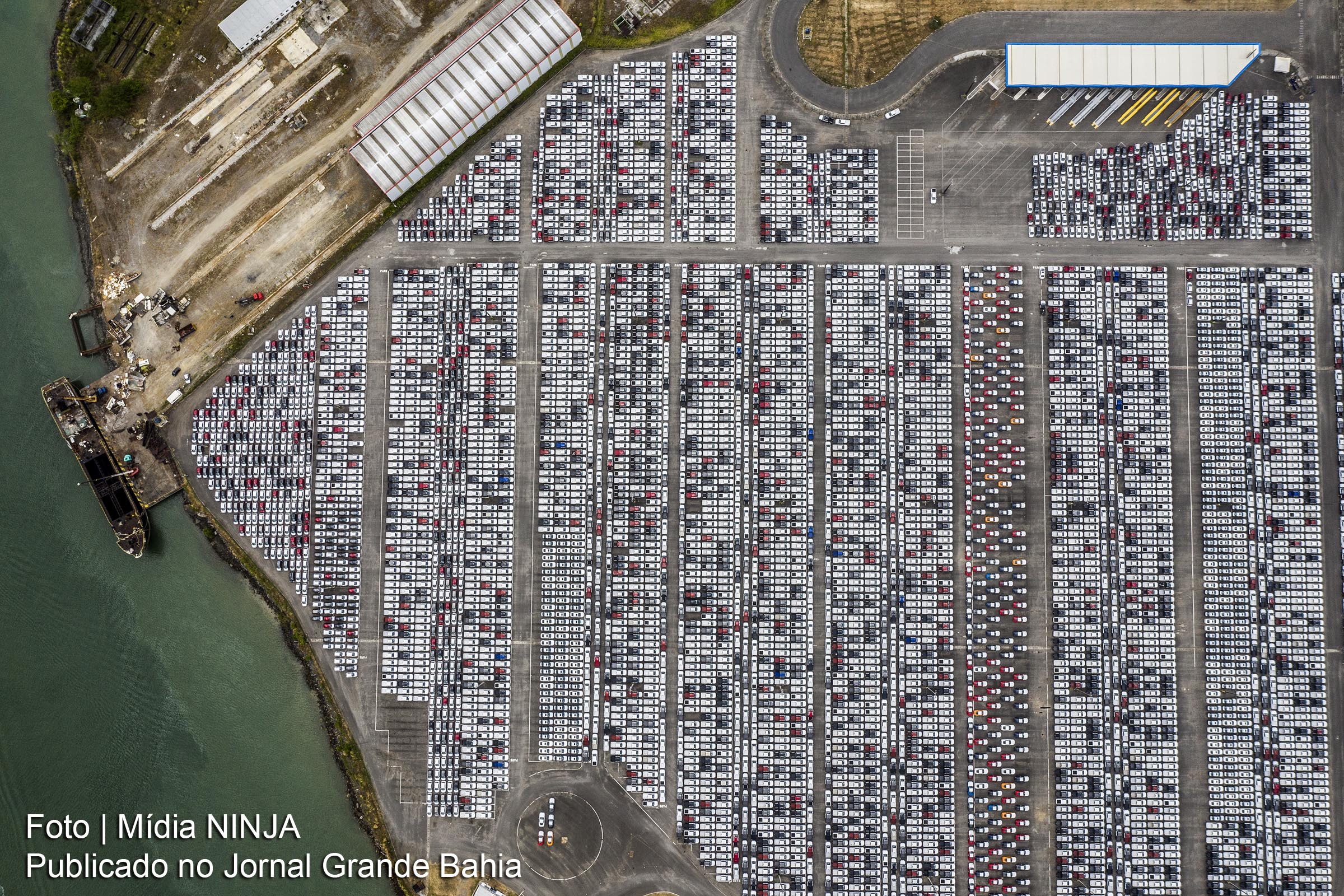 O Terminal Portuário Privativo Miguel de Oliveira, na Bahia, é um empreendimento da Ford para escoar a sua produção de veículos. É mais popularmente conhecido como 'Porto da Ford'. Foi inaugurado em 31 de outubro de 2005, no Canal de Cotegipe, ligação entre a Baía de Todos os Santos e a Baía de Aratu, no município de Candeias.