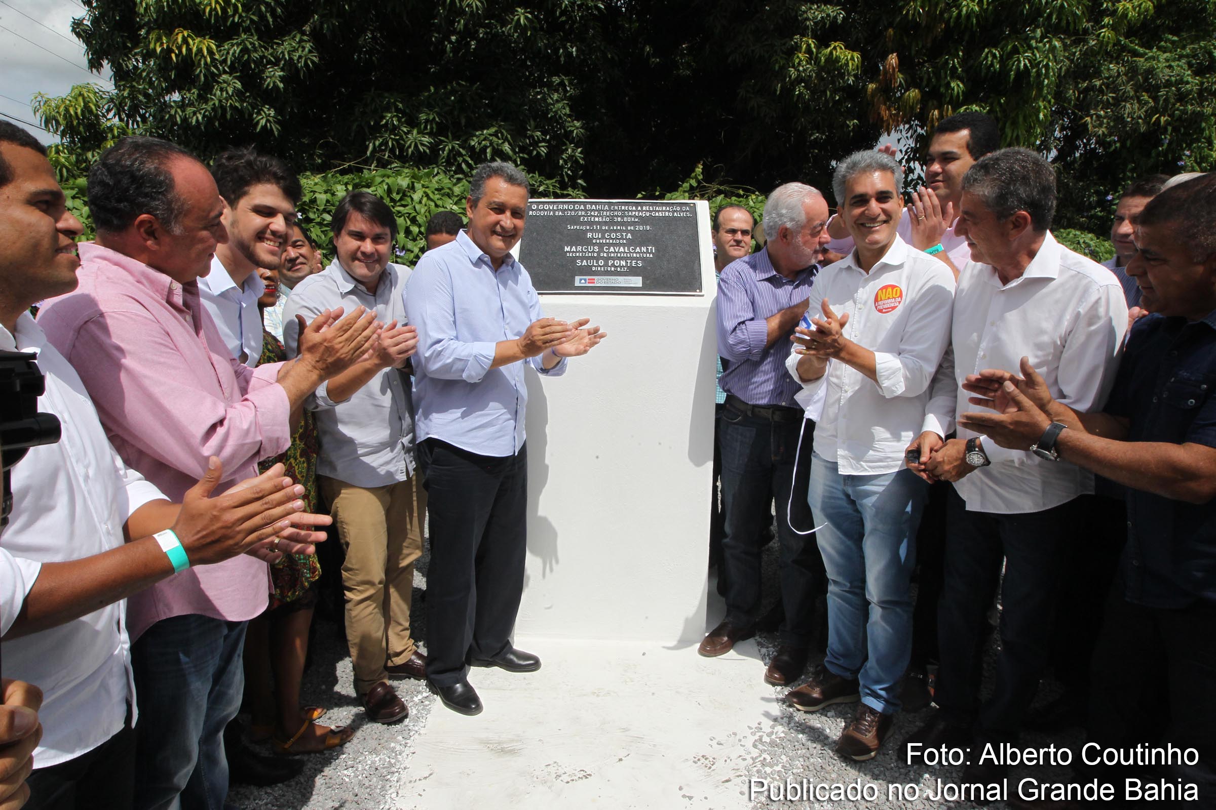 Governador Rui Costa inaugura pavimentação da Rodovia BA-120, entre os municípios de Sapeaçu e Castro Alves e a BR-242 e, extensão de rede de distribuição de água para as Comunidades de Jânico e Jenipapo em Sapeaçu.