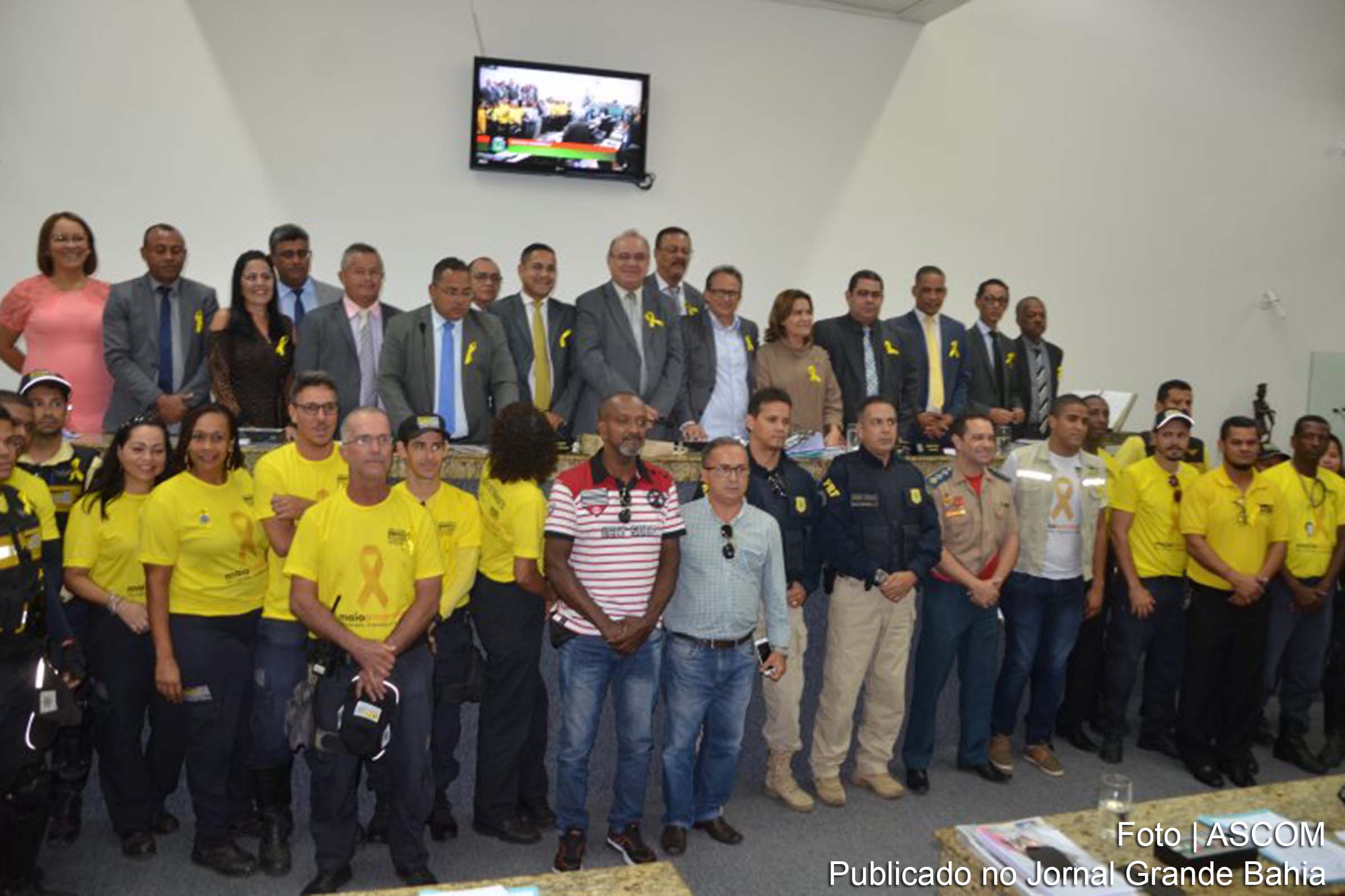 Câmara Municipal de Feira de Santana, foi apresentada a campanha mundial Maio Amarelo. Com o tema ‘No trânsito, o sentido é a vida’, o movimento propõe chamar a atenção da sociedade para o alto índice de mortes e feridos no trânsito.