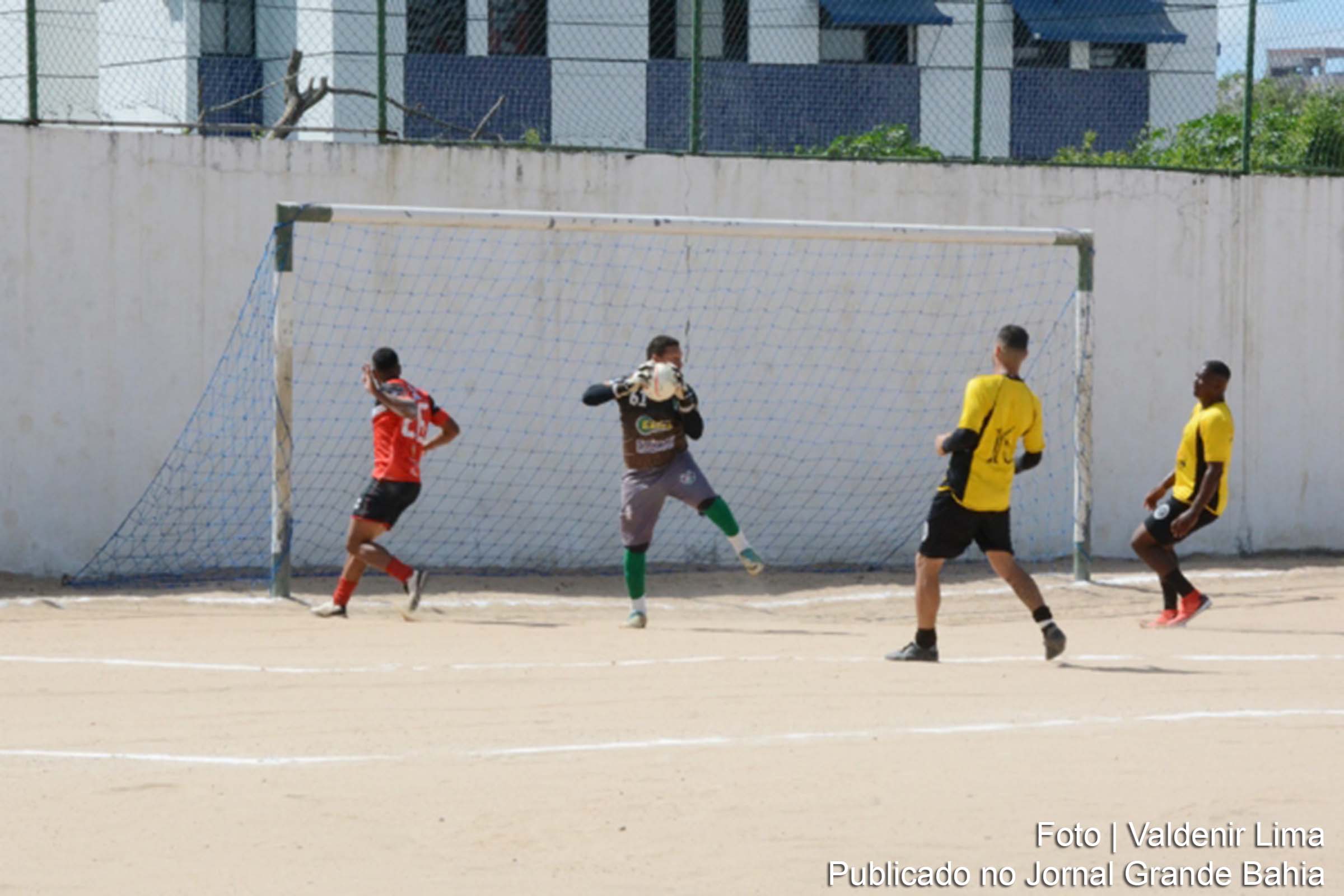 A competição é uma das mais tradicionais disputadas em bairros de Feira de Santana. Os jogos são realizados no Estádio Gilson Porto, na Estação Nova.