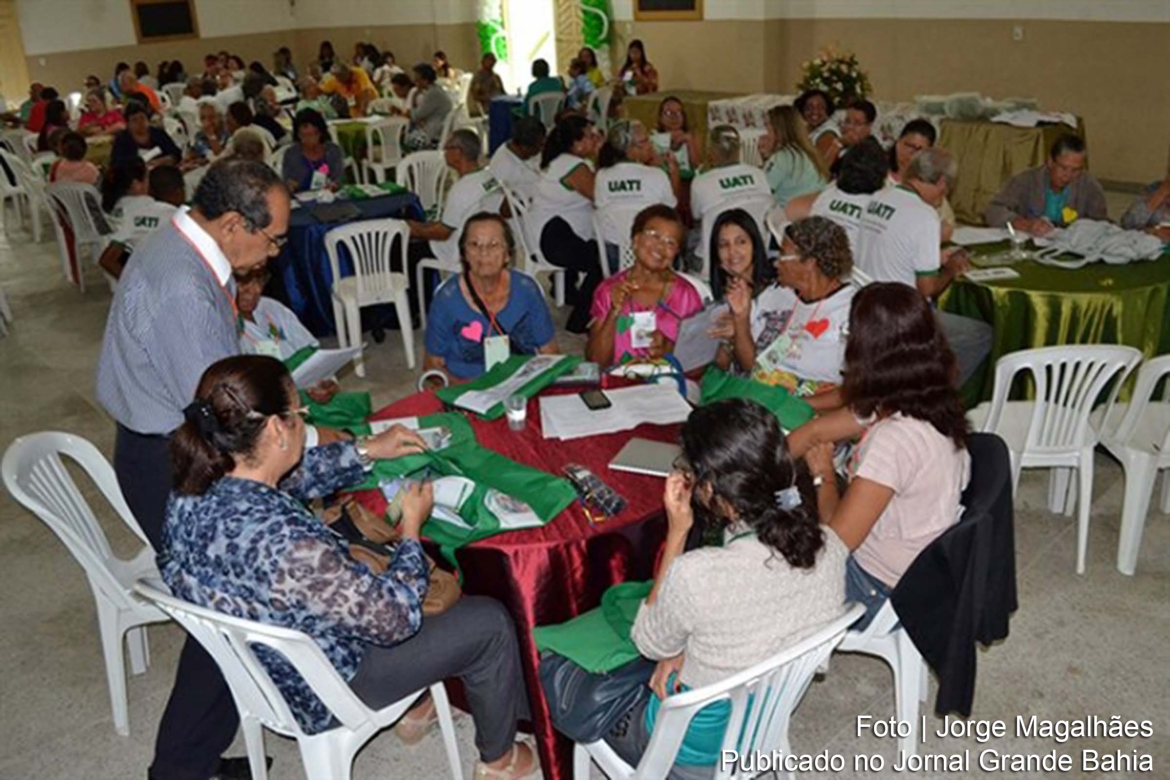 Encontro no Centro de Convivência para Idosos Dona Zazinha Cerqueira, vai reunir pessoas da terceira idade para analisar as conferências municipais de assistência social promovidas em Feira de Santana nos últimos anos.