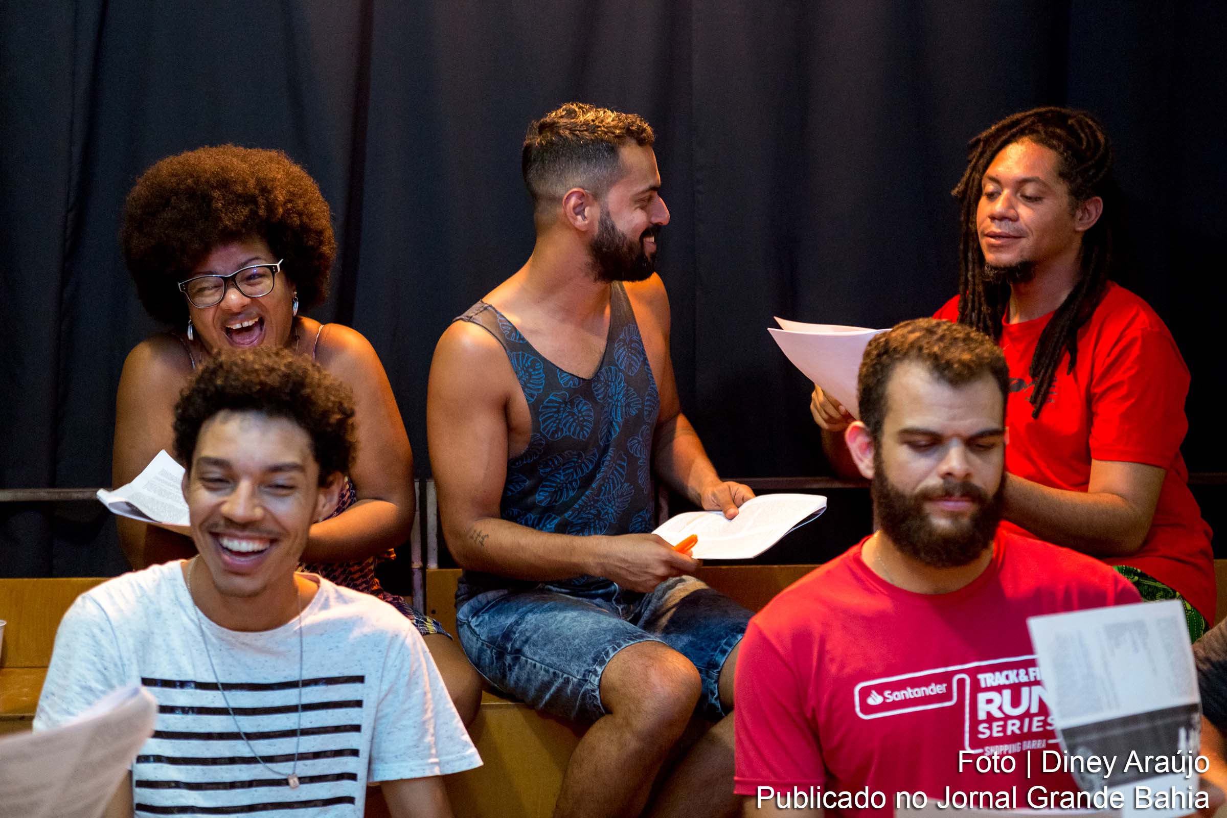 Companhia de Teatro para o Ciclo de Leituras Dramáticas realiza leitura da peça A Bofetada.