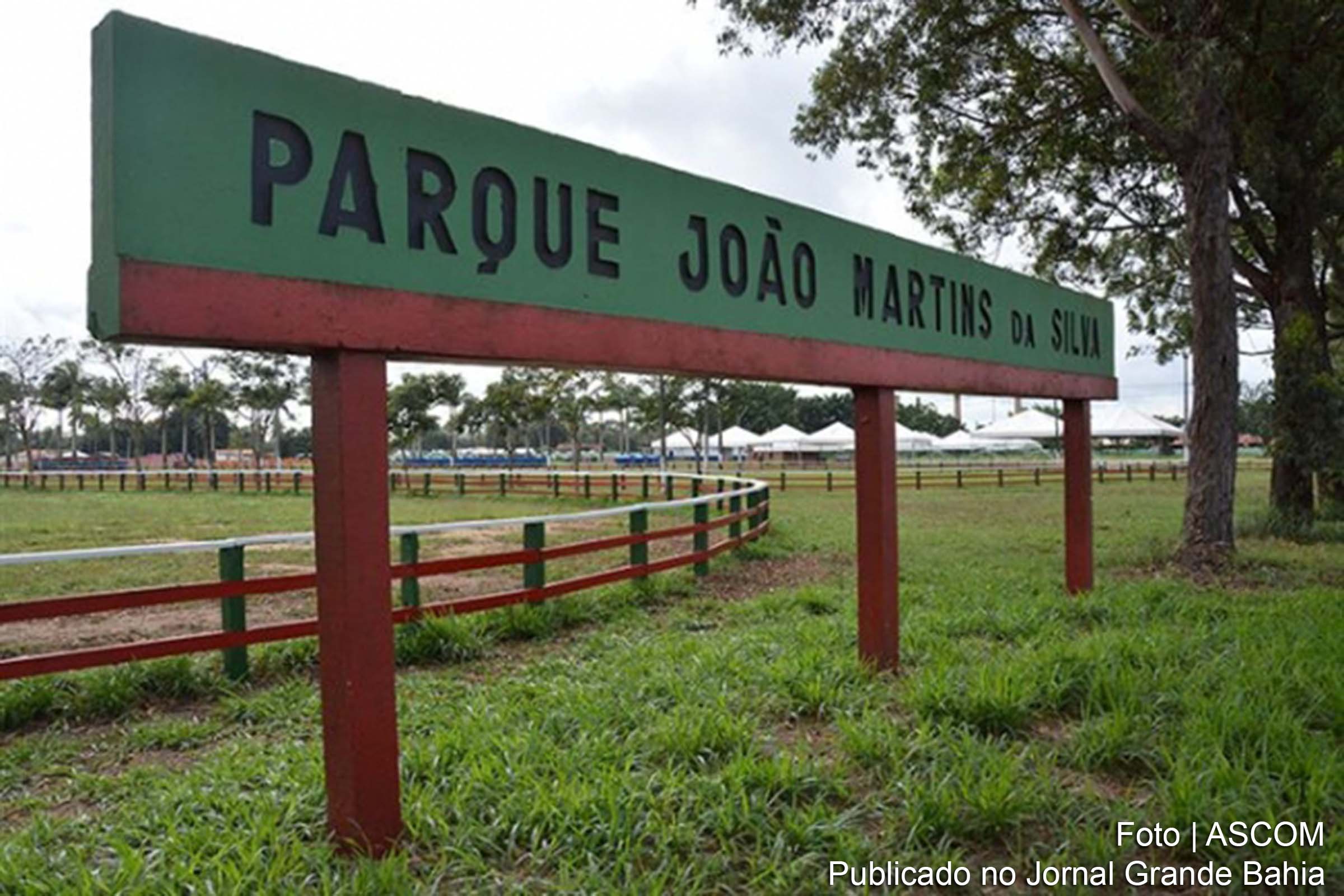 Fachada do Parque João Martins da Silva, em Feira de Santana.