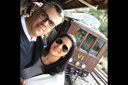 “A proposta é promover momentos de lazer, entretenimento e diversão entre crianças e adultos, com atividades que unem a família”, conta Nadinne Matos, Gerente de Marketing do Boulevard Shopping. No flash com seu marido George Pinheiro.