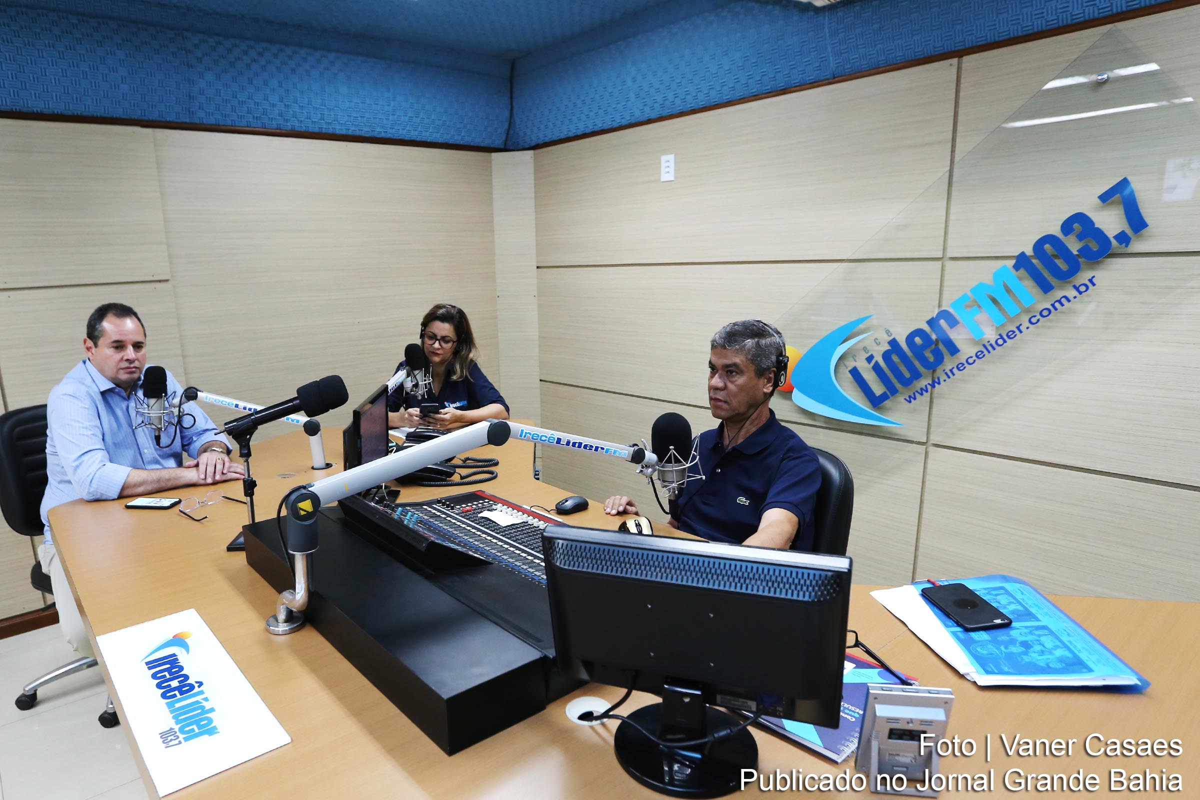 O presidente da Assembleia Legislativa do Estado da Bahia (ALBA), em visitas pelo interior do estado nesta quarta-feira (03), na cidade de Irecê em entrevista a rádio Líder FM.