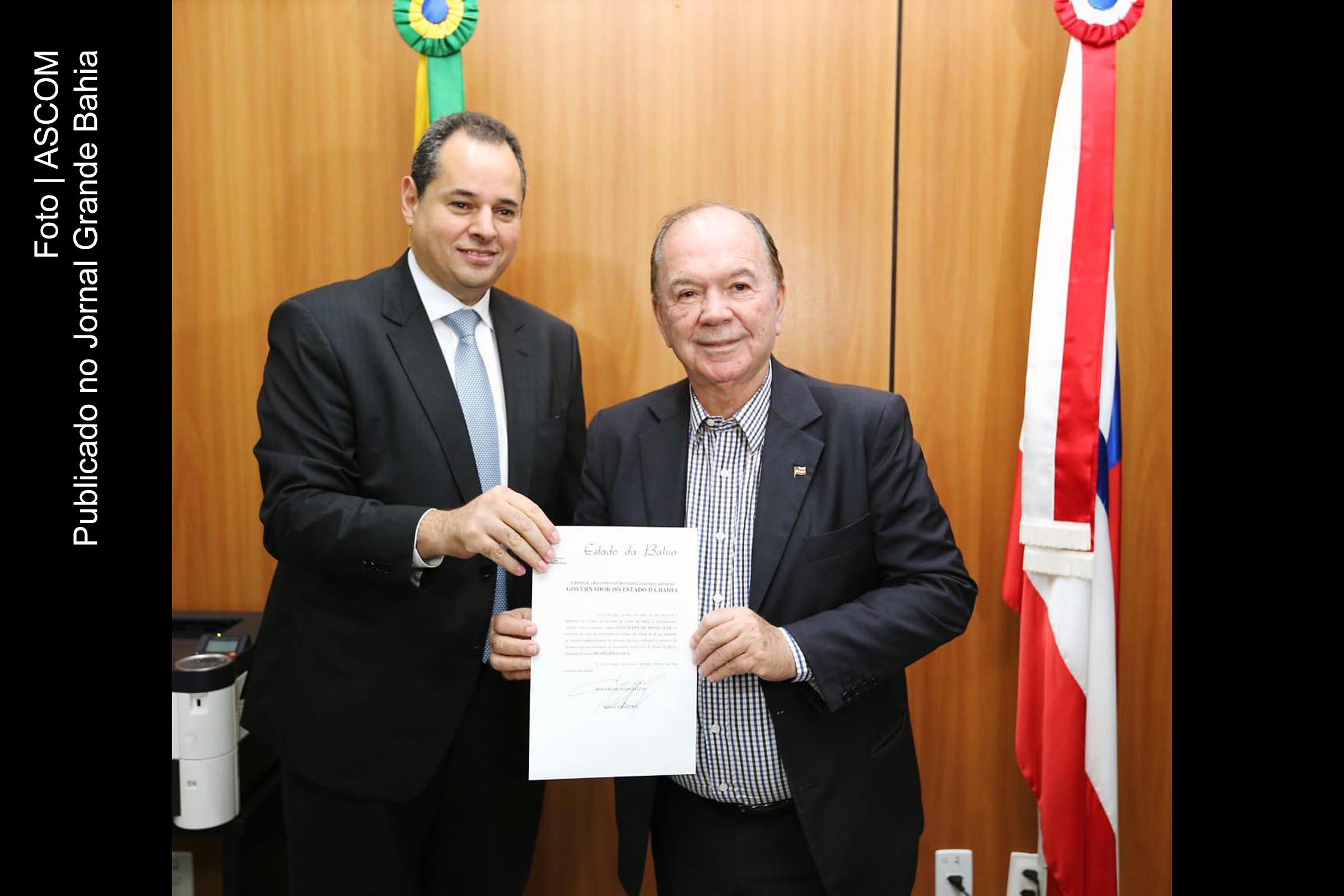 Nelson Leal e João Leão assinam termo de transmissão do Governo da Bahia. Presidente da Alba, Nelson Leal assume no domingo e dirige o Palácio de Ondina até a sexta-feira (17/05/2019) . Deputado Alex Lima fica à frente do Legislativo estadual.