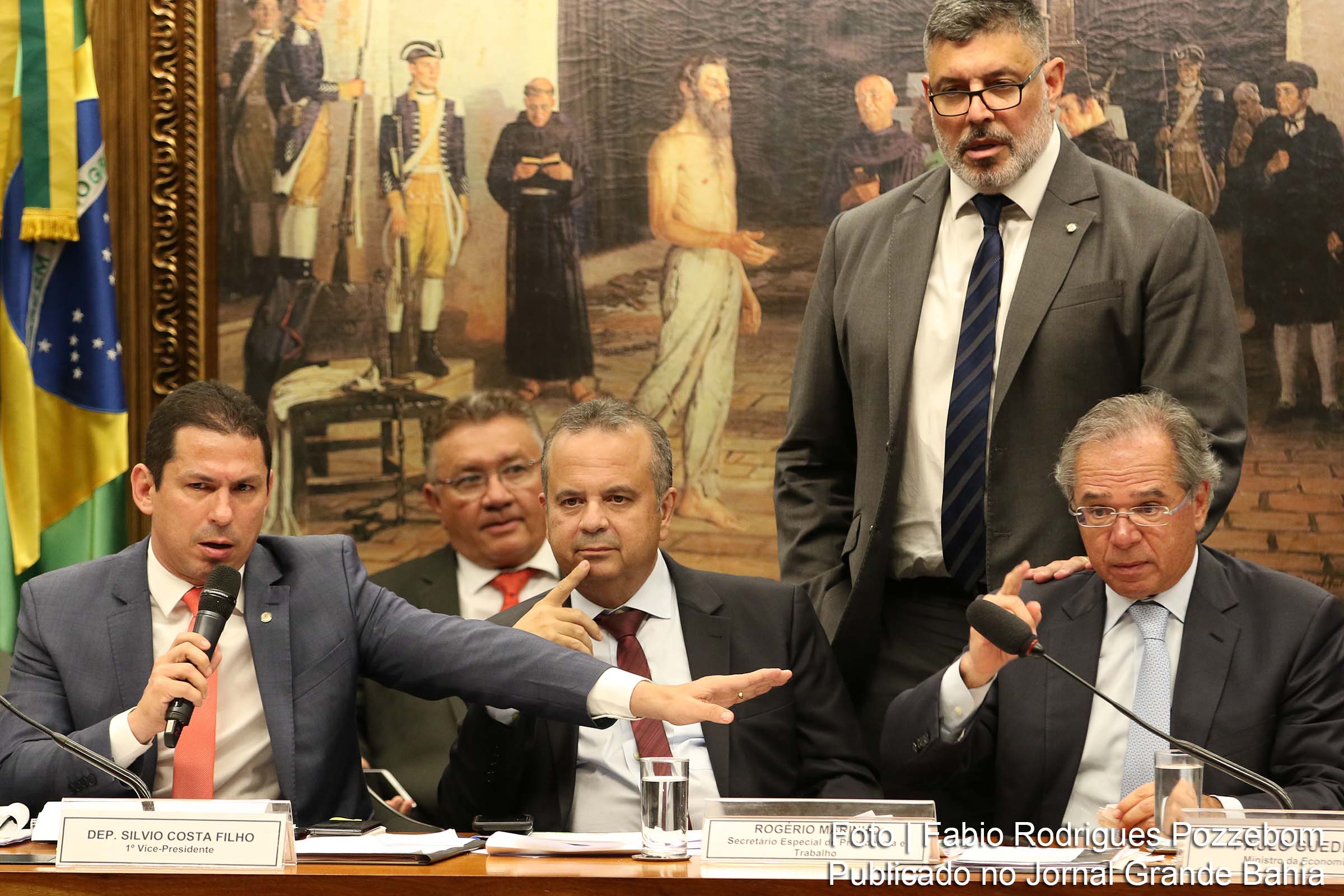 Comissão Especial da Câmara dos Deputados debateu proposta da Reforma da Previdência com ministro Paulo Guedes.