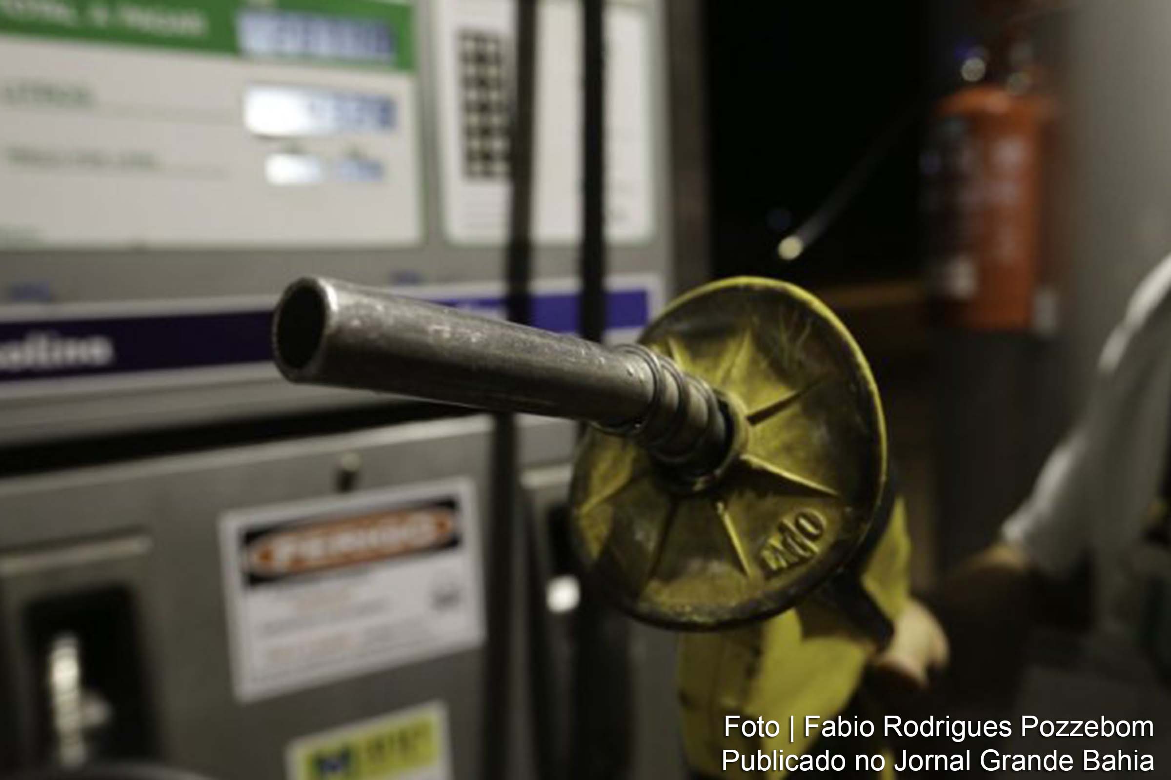 No período de três, a gasolina aumentou 56,97% enquanto a inflação acumulou 7,14%. “Não há perspectiva de mudança no preço se o governo não mudar política”, diz FUP.