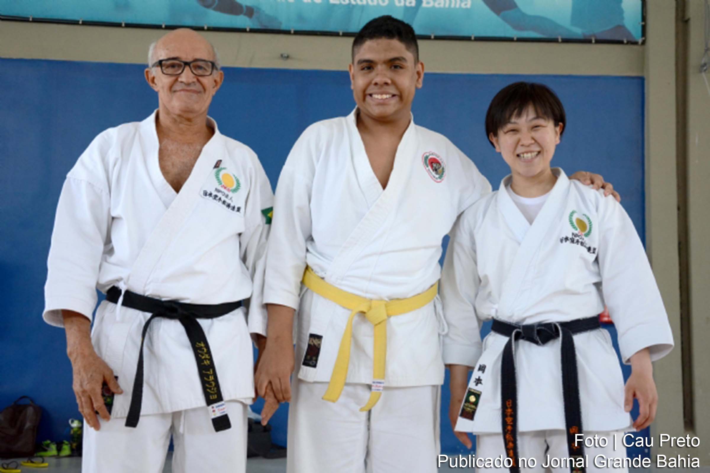 Adolescente Juan Pablo, portador do transtorno do espectro autista, mostrou técnica e habilidade em apresentação especial de katá, no Seminário Técnico Internacional, realizado pela representação local da JKS.