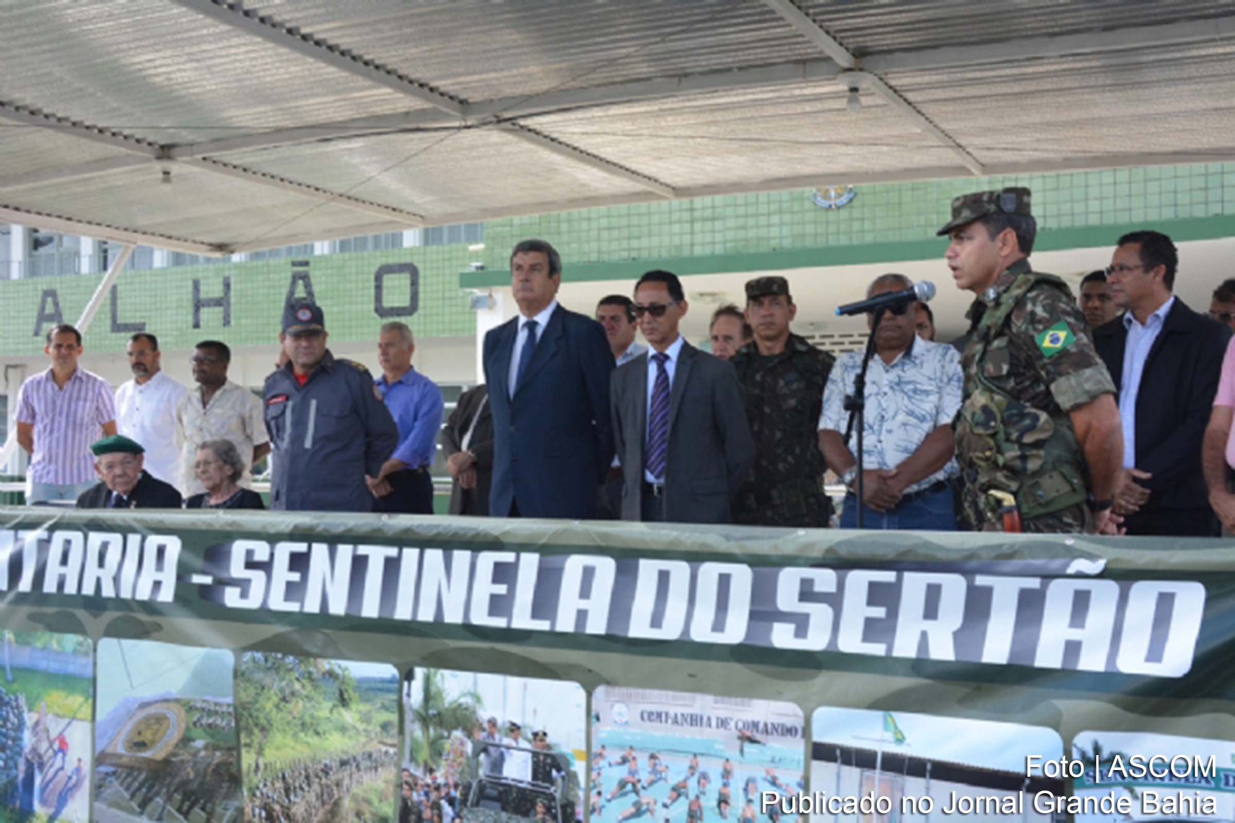 solenidade contou com as presenças do prefeito Colbert Martins Filho e autoridades civis e militares, a exemplo do comandante do Corpo de Bombeiros, Coronel José Alberto.