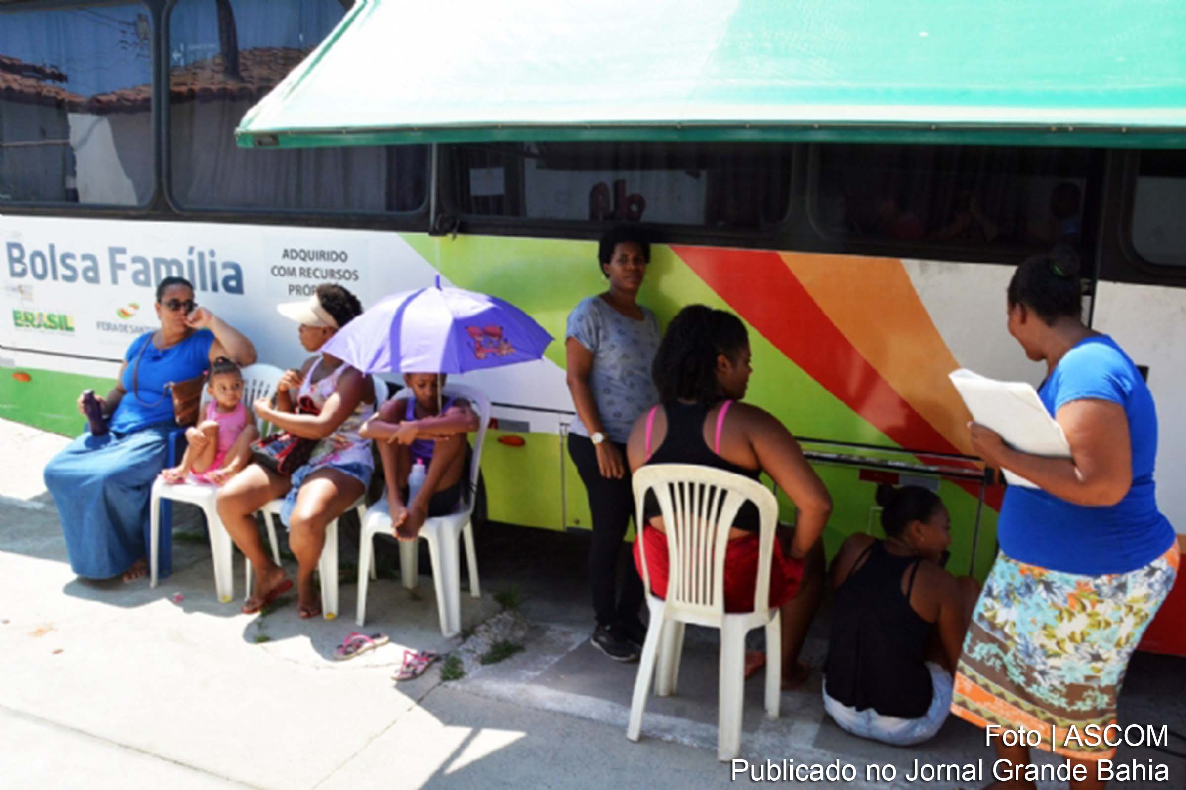 Moradores do Bairro Irmã Dulce vão ter acesso aos serviços do programa Bolsa Família na própria comunidade.