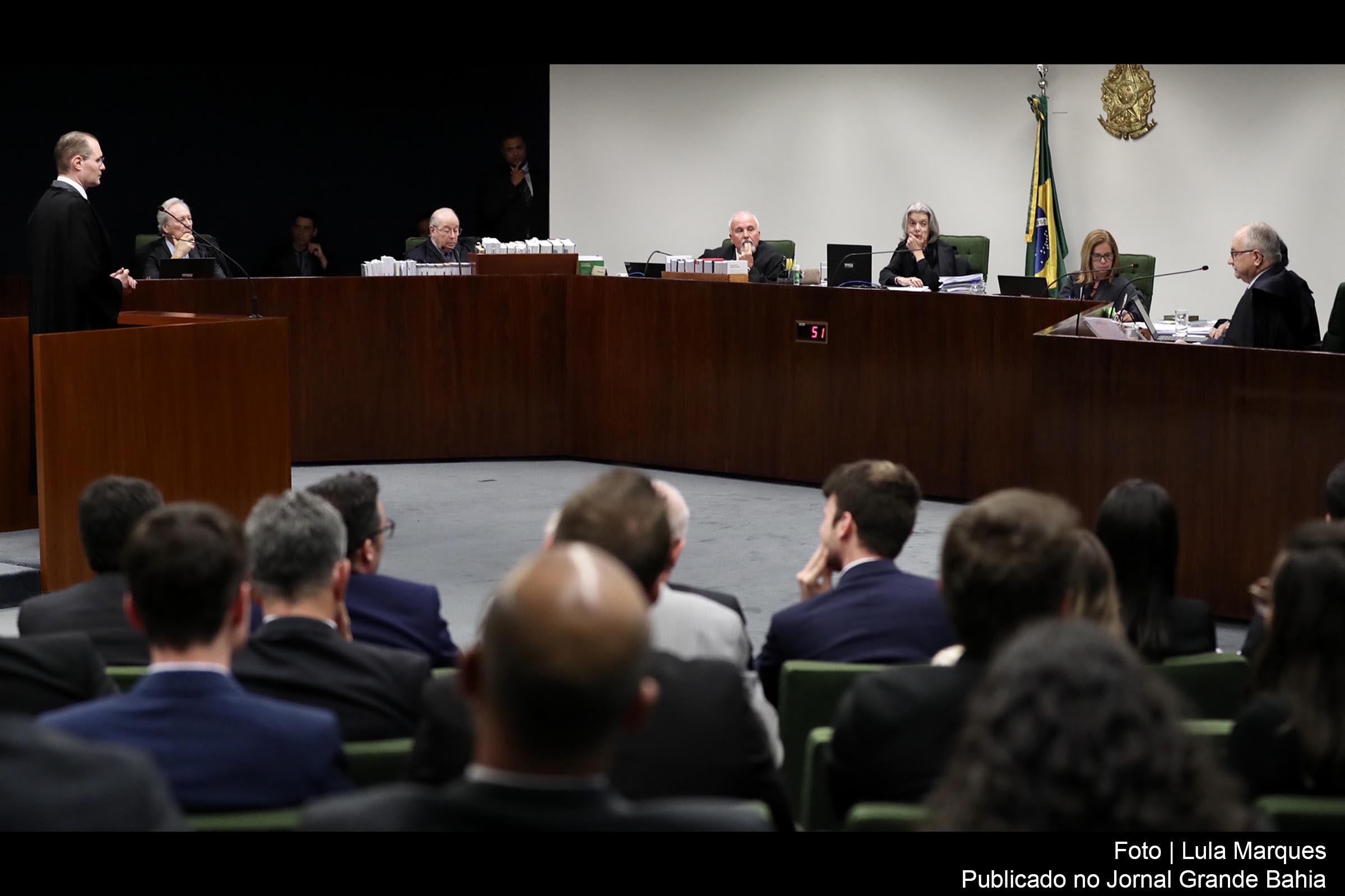 Advogado Cristiano Zanin apresenta sustentação oral da defesa do ex-presidente Lula na 2ª Turma do STF.