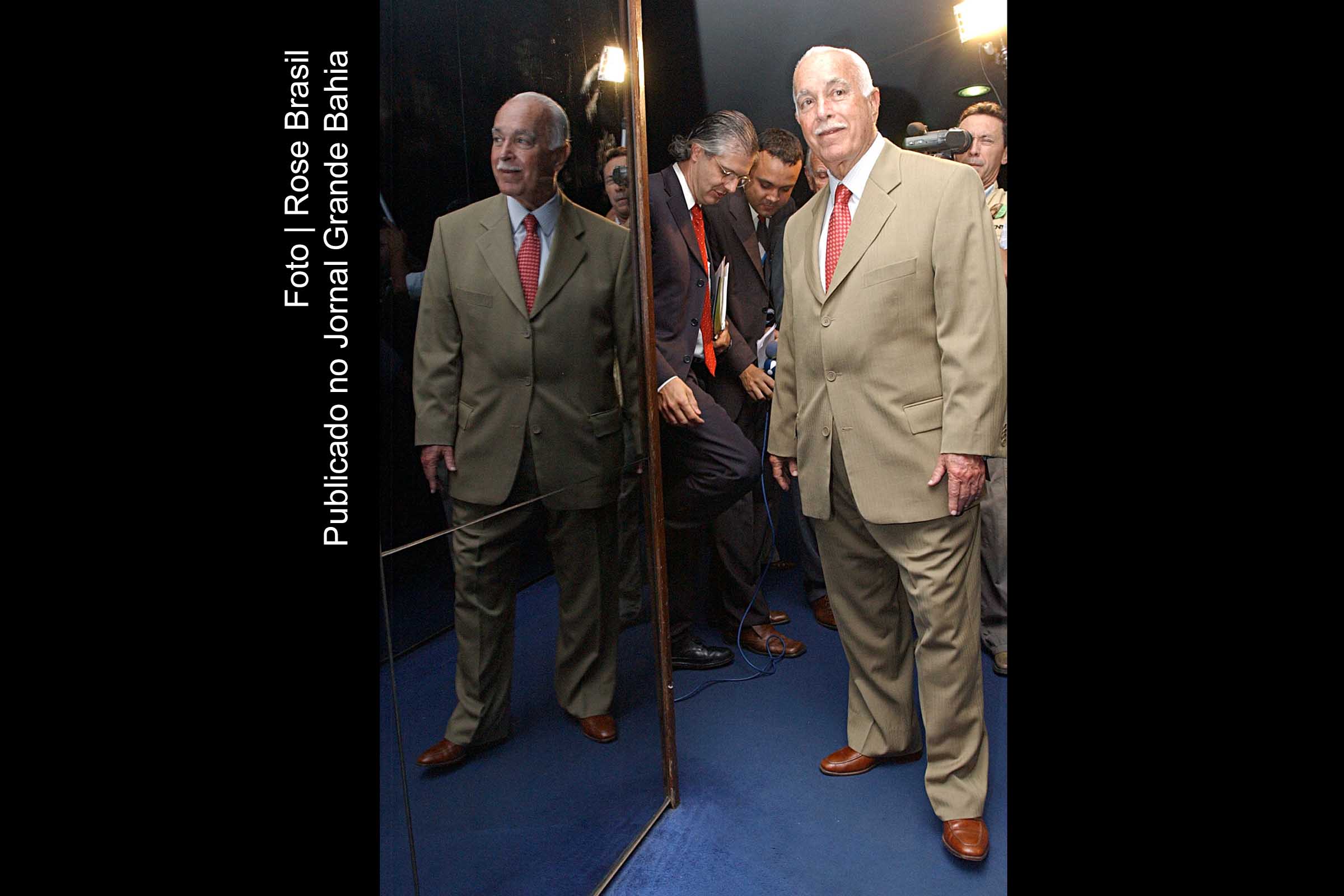 Morre em São Paulo senador Antônio Carlos Magalhães