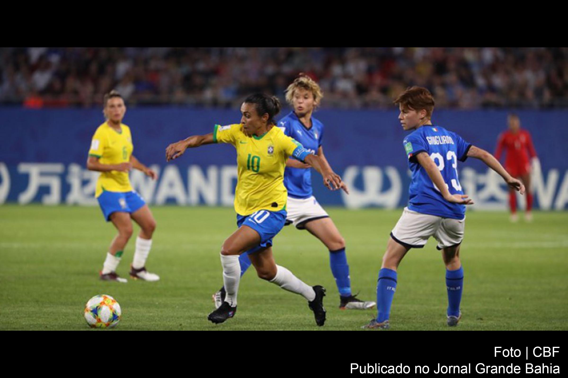 Brasil x Itália, na Copa do Mundo Feminina 2019.
