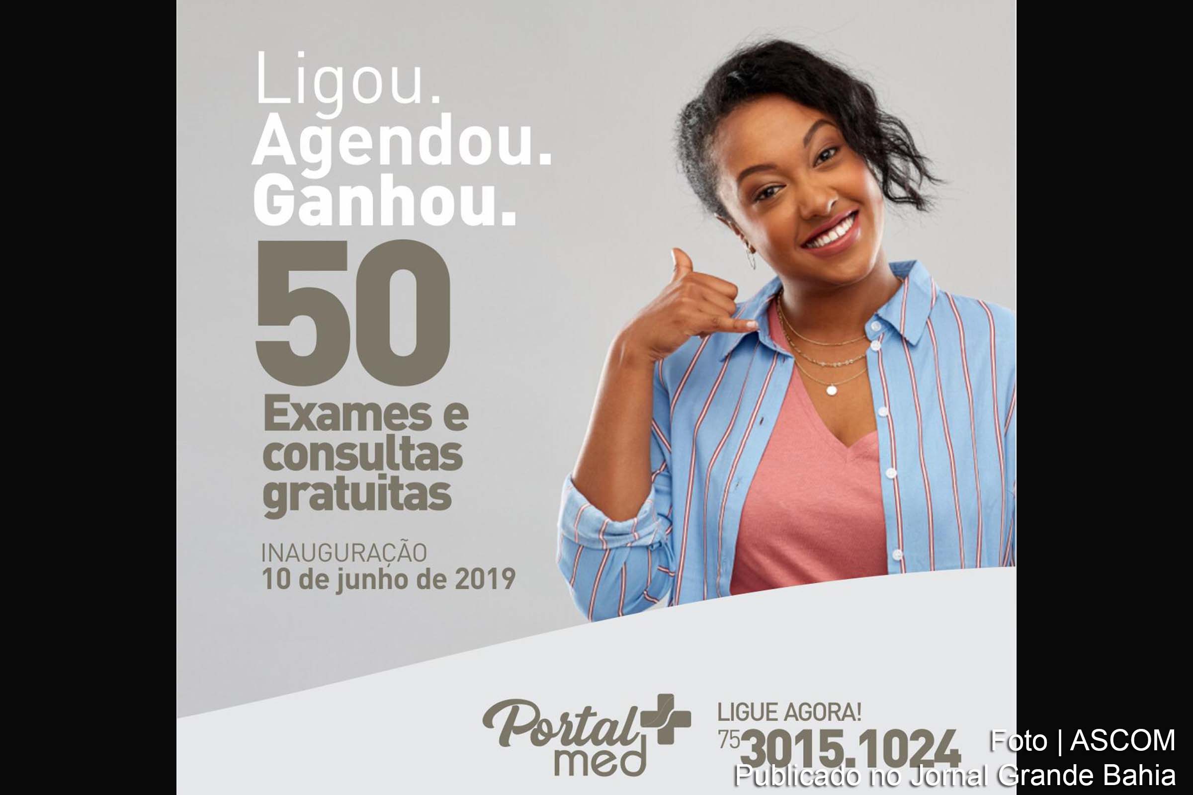 Cartaz anuncia atendimentos gratuitos do Centro de Saúde em Feira de Santana.