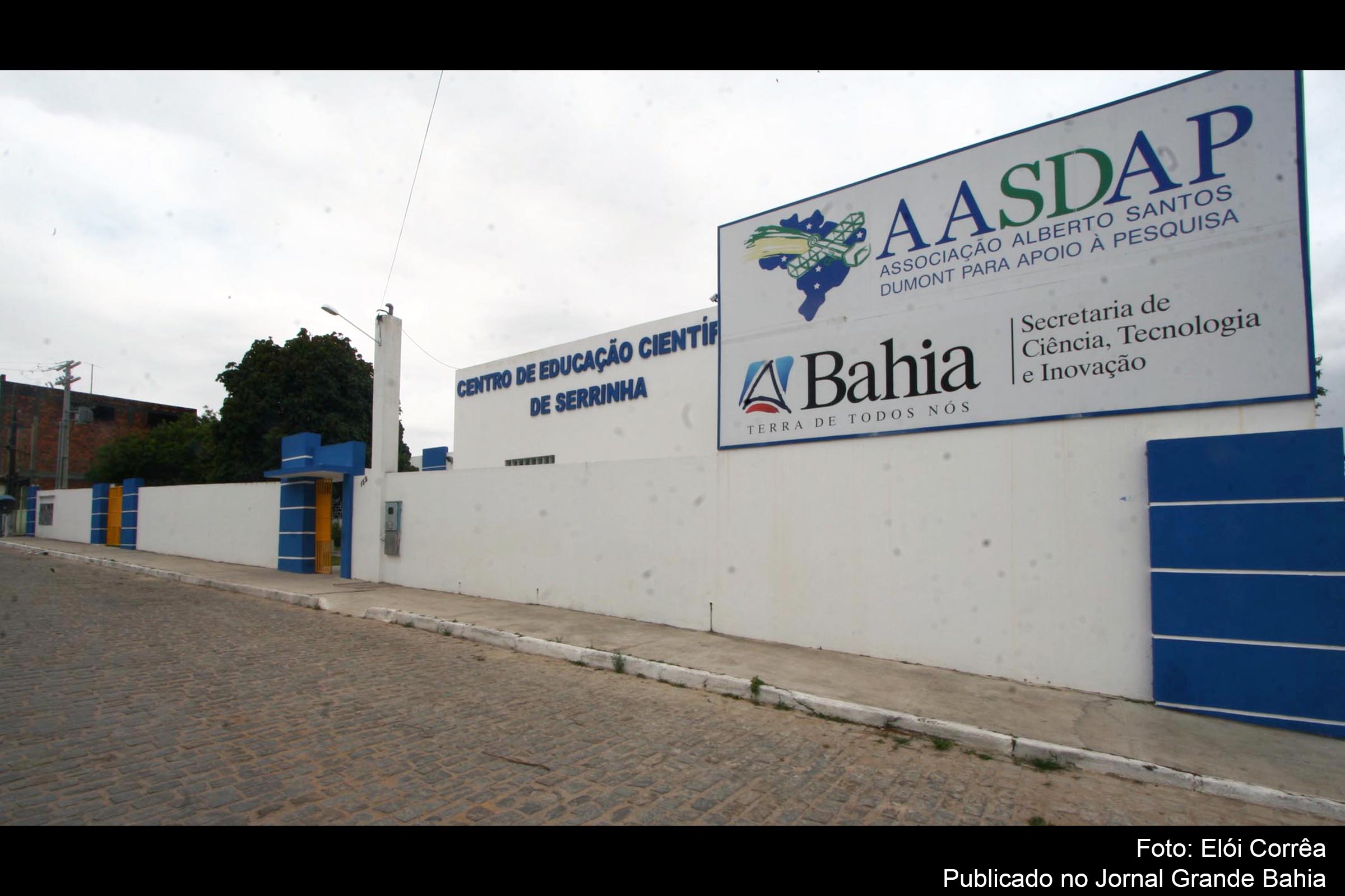 Fachada do Centro de Educação Científica do Semiárido em Serrinha.