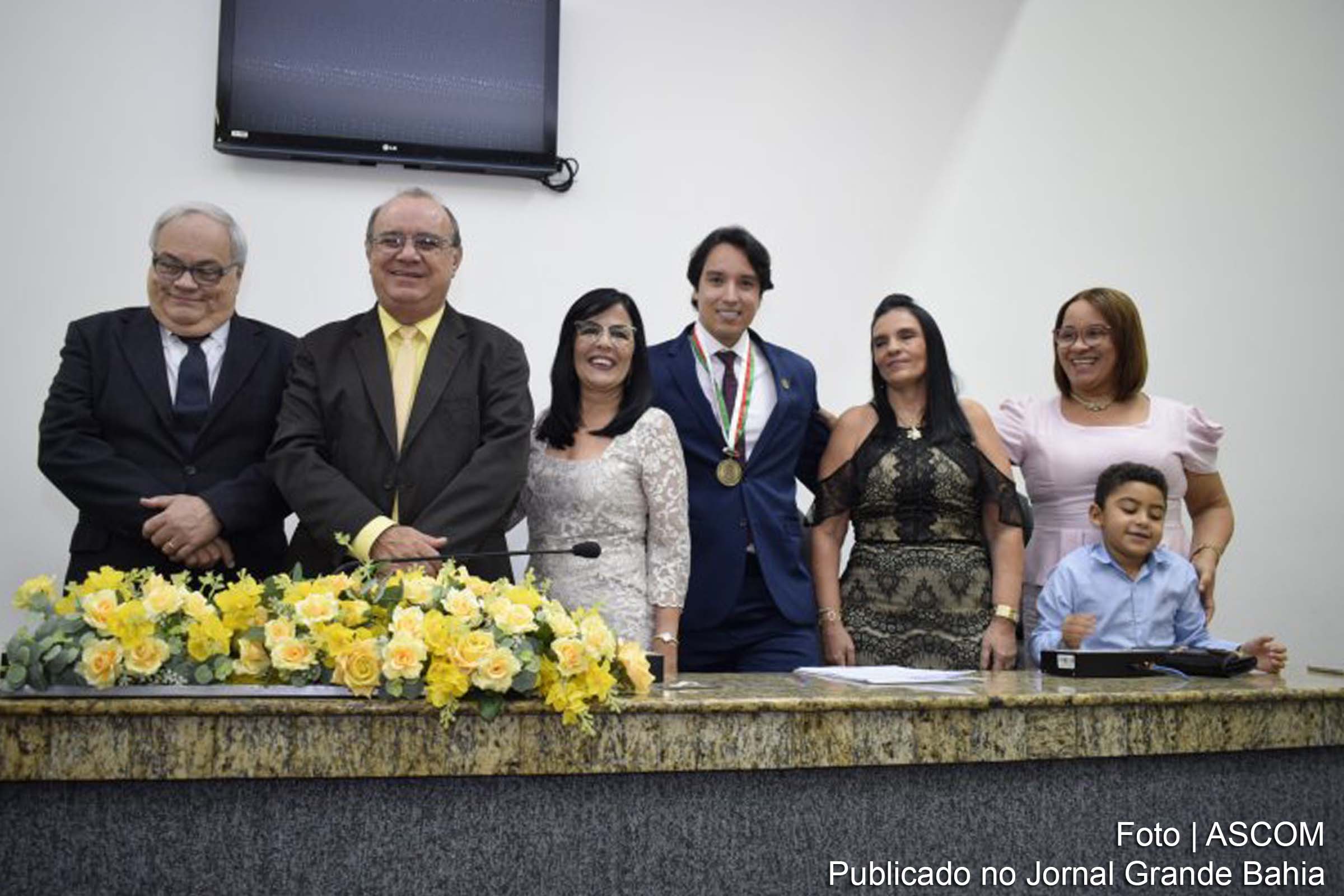 Advogado Franklin Macêdo de Souza recebe homenagens na Câmara Municipal de Feira de Santana.