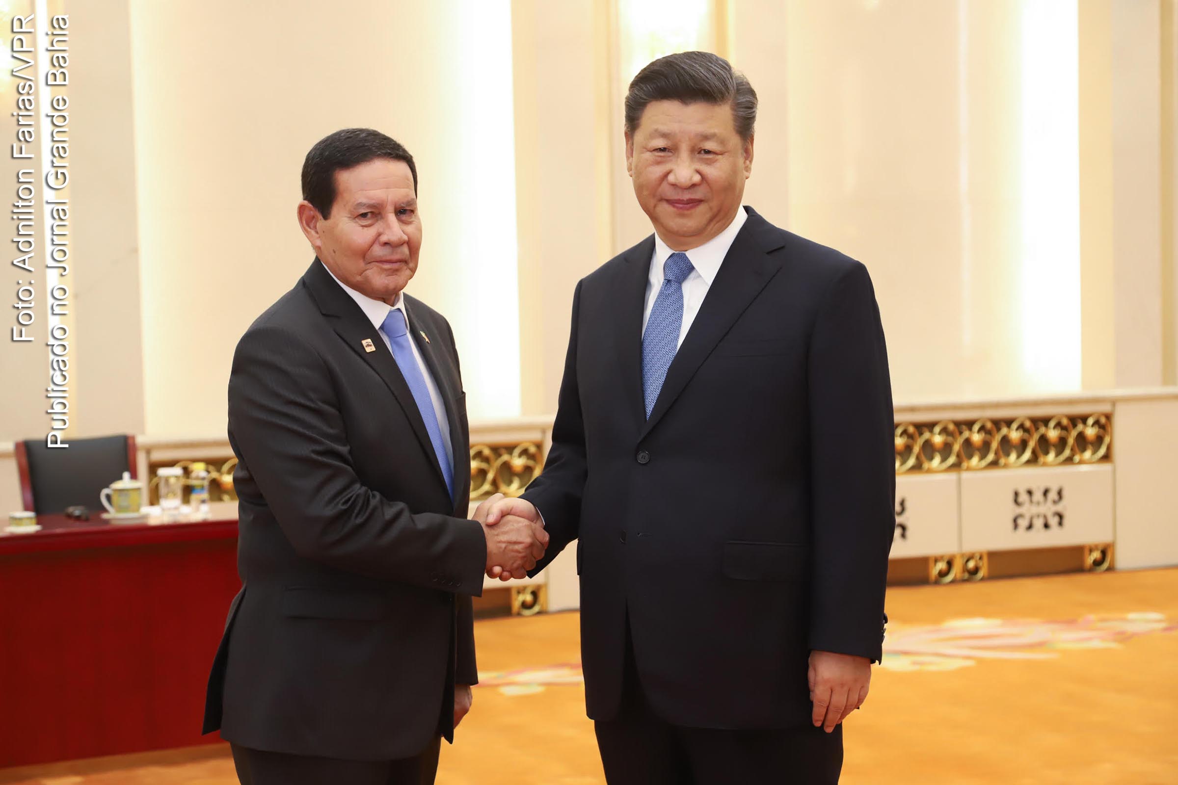 Vice-Presidente da República, Hamilton Mourão, durante audiência com o presidente da República popular da China, Xi Jinping, em 24 de maio de 2019.