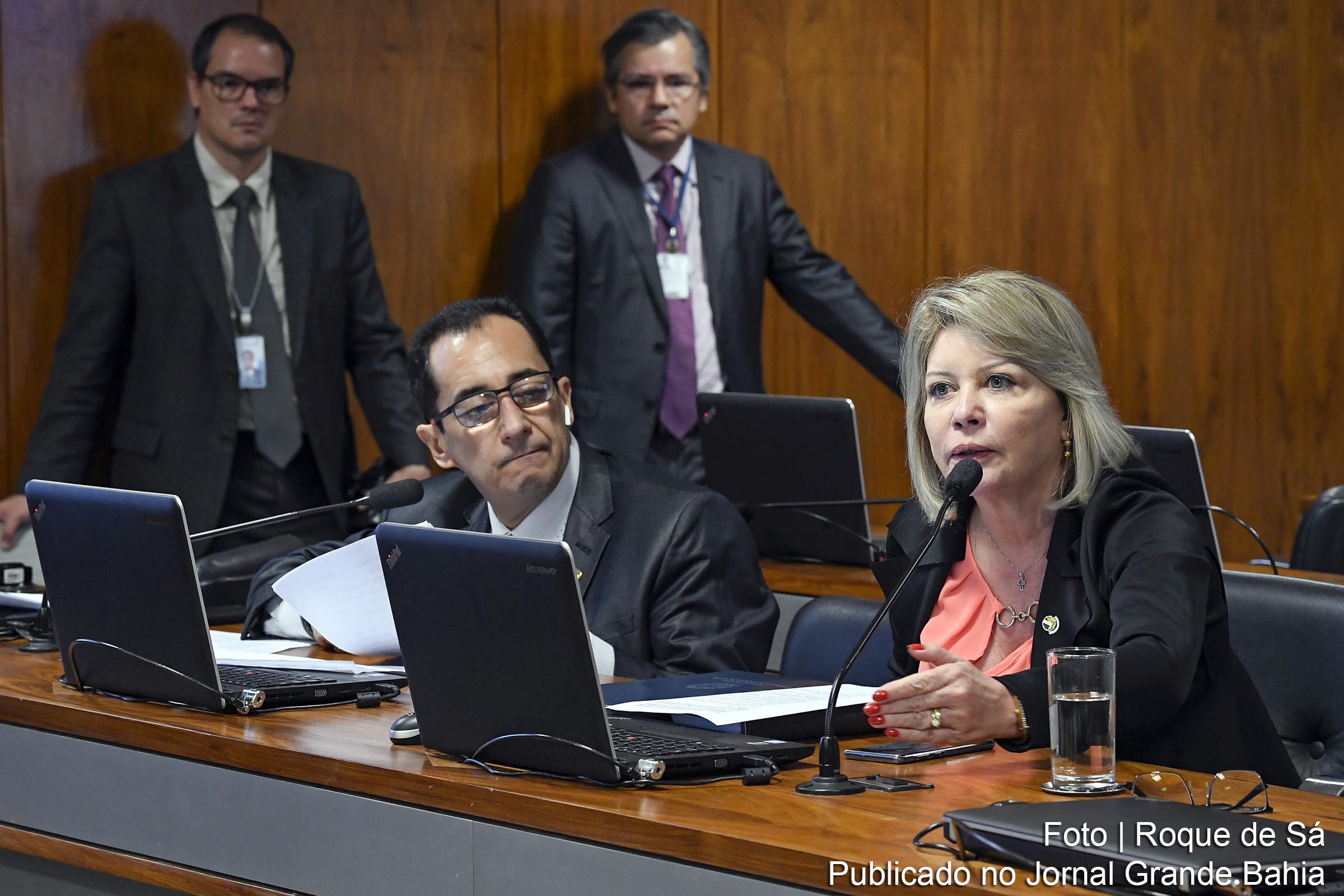 O Tribunal Regional Eleitoral de Mato Grosso (TRE-MT) cassou os mandatos da senadora Selma Arruda (PSL) e do suplente da vaga, Gilberto Possamai por omitirem da Justiça Eleitoral despesas de R$ 1,2 milhão na campanha de 2018, configurando caixa dois e abuso de poder econômico. O desembargador determinou nova eleição para o cargo. O julgamento ocorreu em 10 de abril de 2019 (quarta-feira).