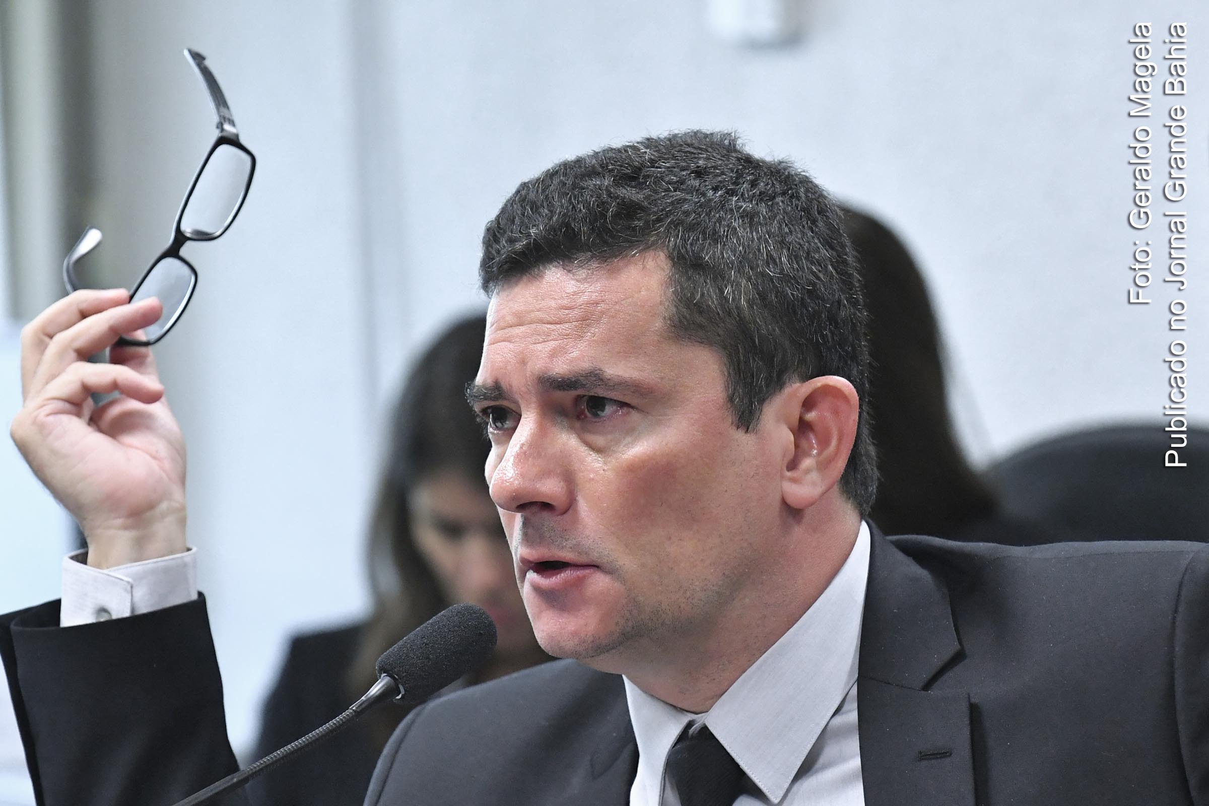 Entenda porque o possível conluio entre o então juiz Sérgio Moro e o procurador da República Deltan Dallagnol é criminoso e viola a Constituição Federal