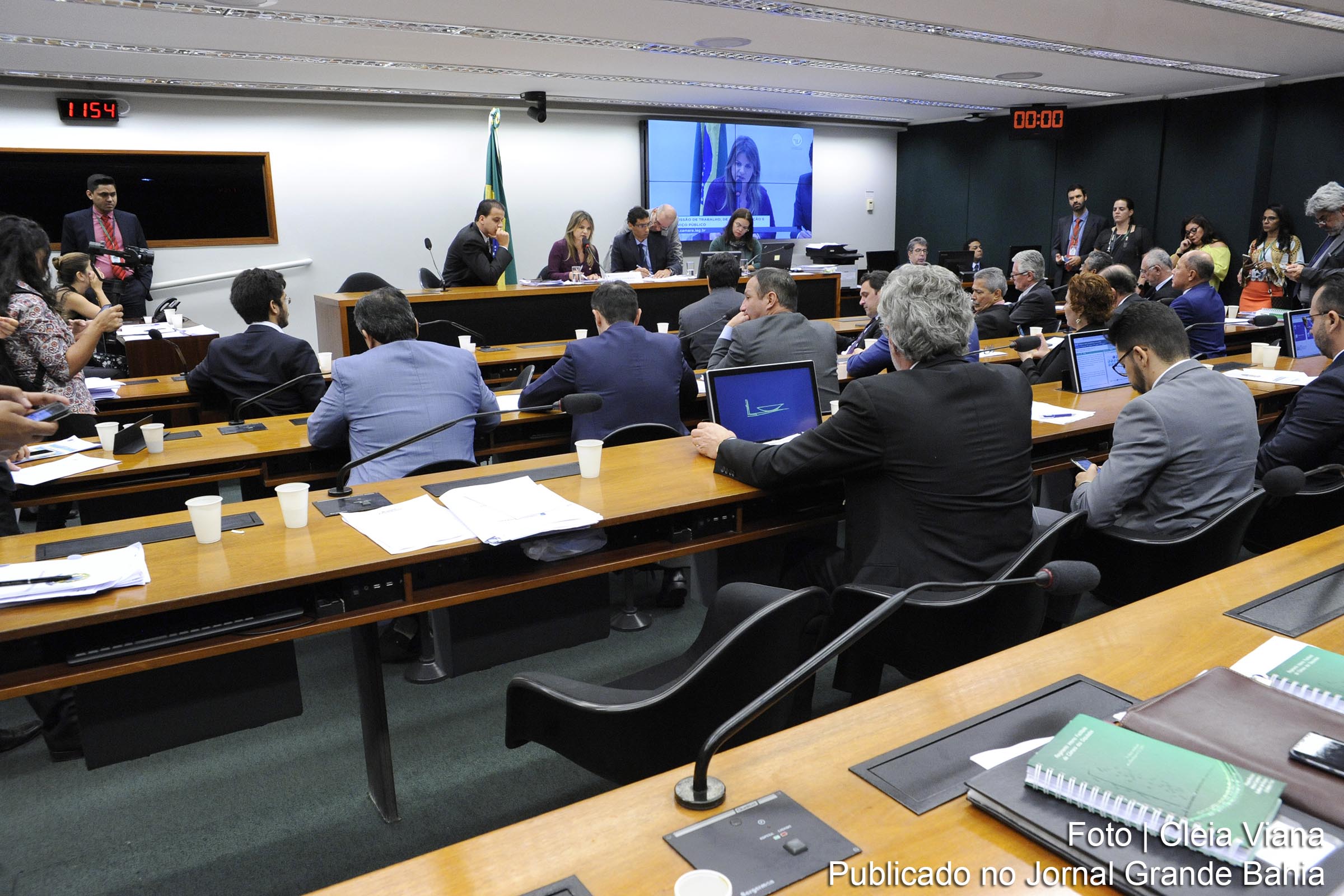 Votação para a realização de Audiência Pública para debater a conduta dos agentes públicos envolvidos na troca de mensagens entre o ex-juiz Sérgio Moro e o procurador Deltan Dallagnol.