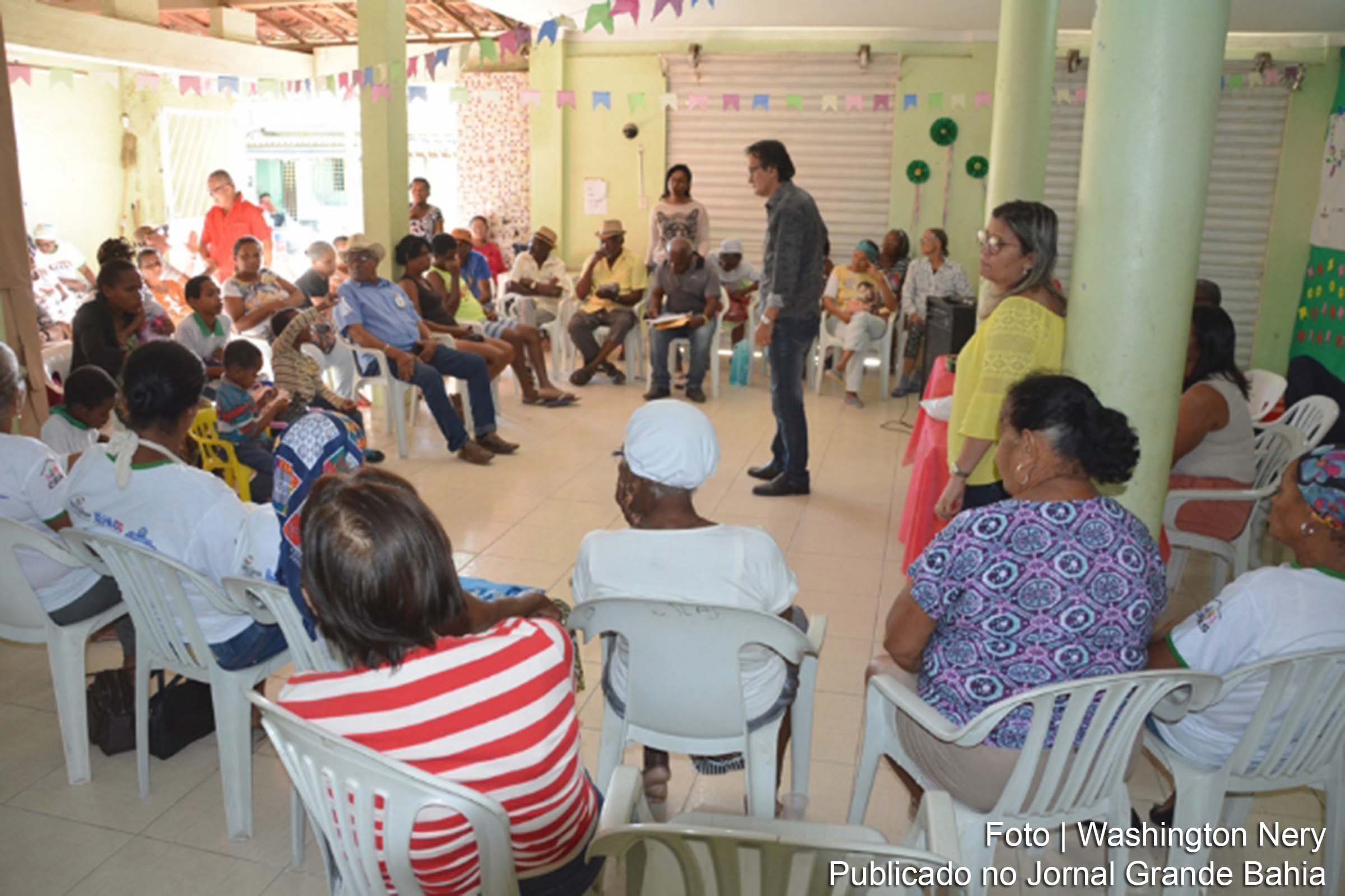 Audiência pública realizada pela Prefeitura de Feira de Santana, para ouvir a comunidade quanto a possíveis sugestões para a elaboração da Lei Orçamentária Municipal do próximo ano.