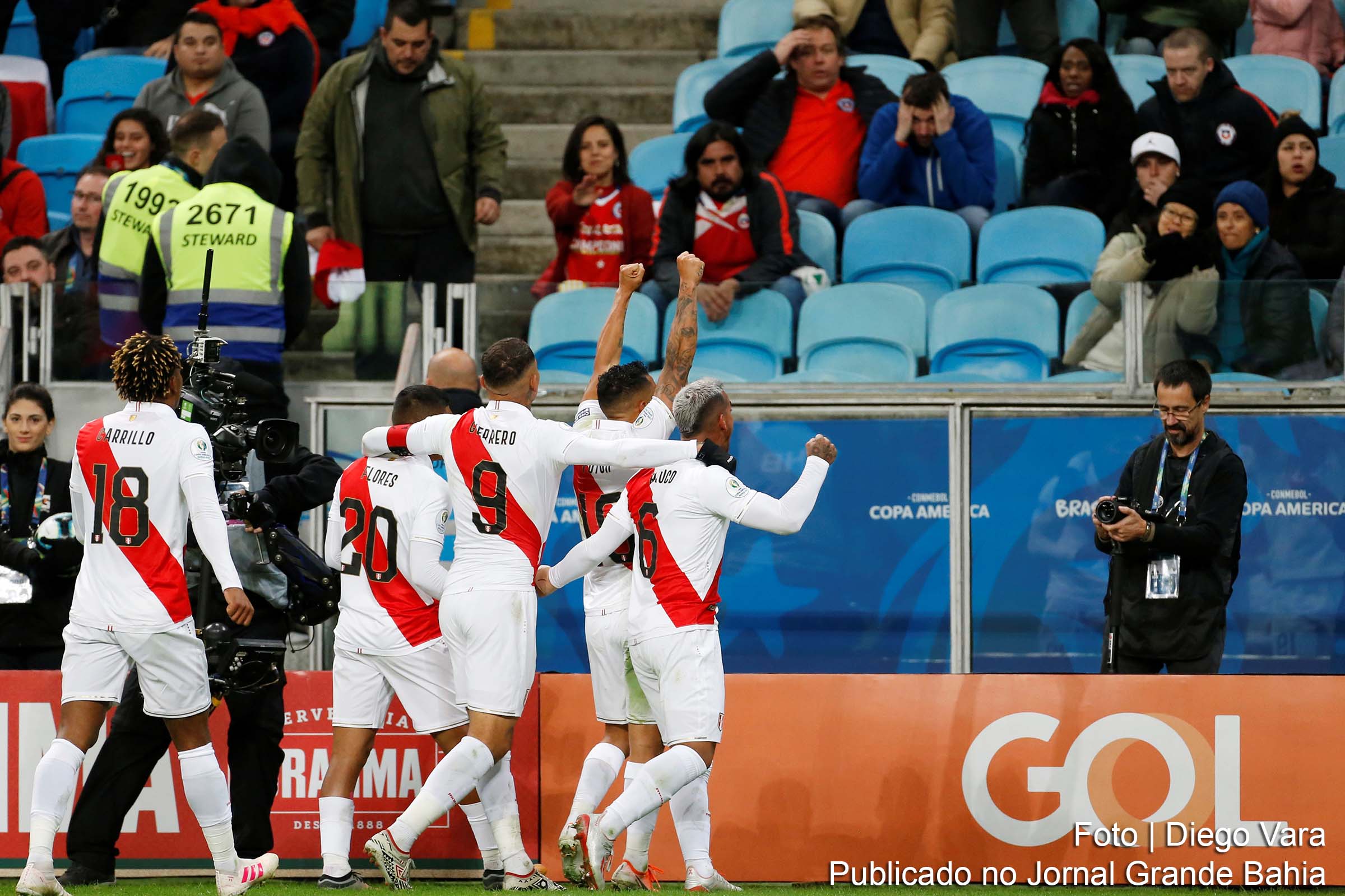 Peru vence Chile e faz final da Copa América com Brasil.