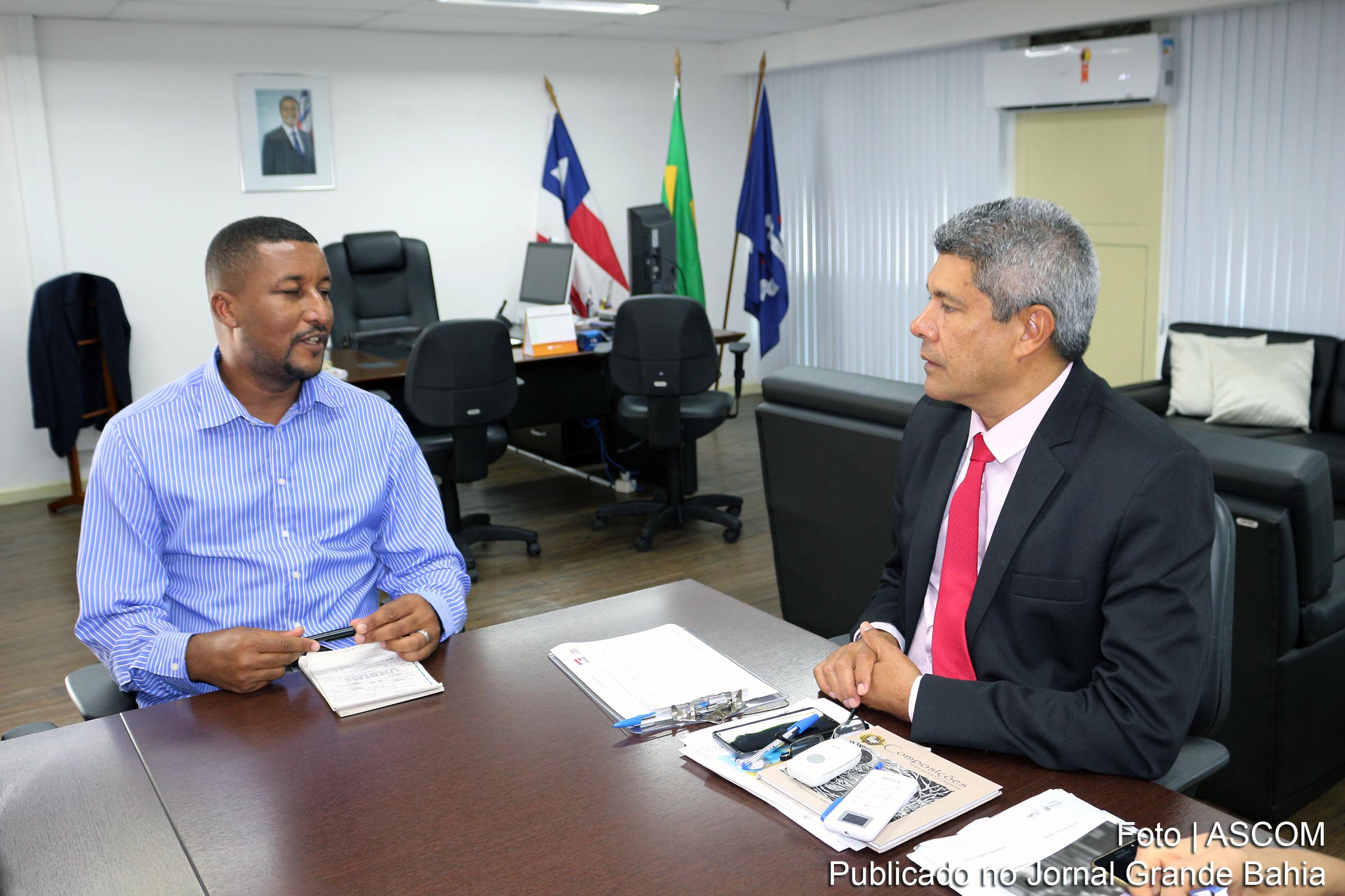 Presidente da UNDIME, Willians Panfile Brandão e Jerônimo Rodrigues, secretário estadual da Educação da Bahia.