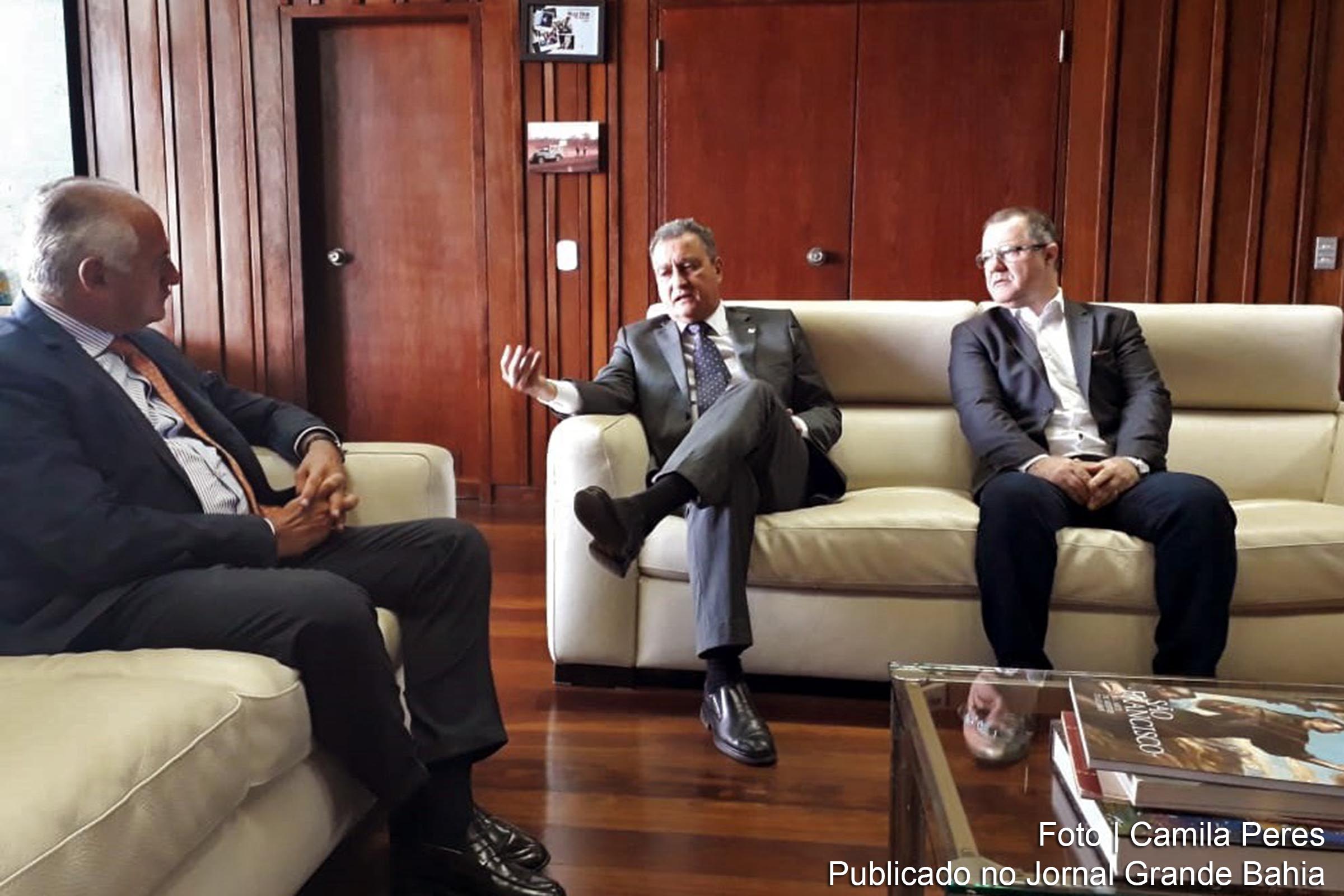 Governador Rui Costa participa de reunião com Antônio Bernardini, embaixador da Itália.