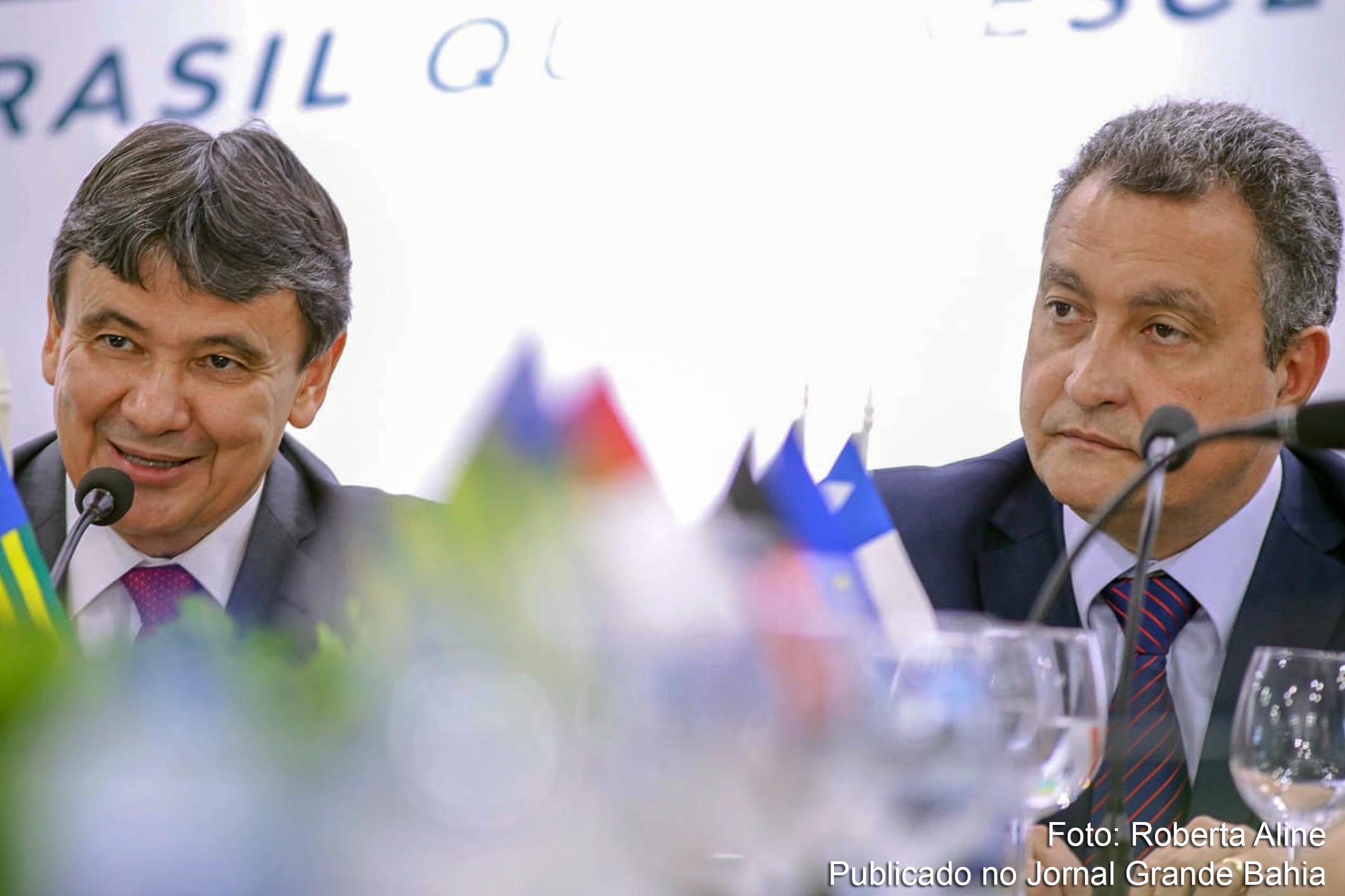 Governadores do Piauí, Wellington Dias (PT) e da Bahia, Rui Costa (PT) apresentam oportunidades de investimento, durante evento em Teresina, Piauí.