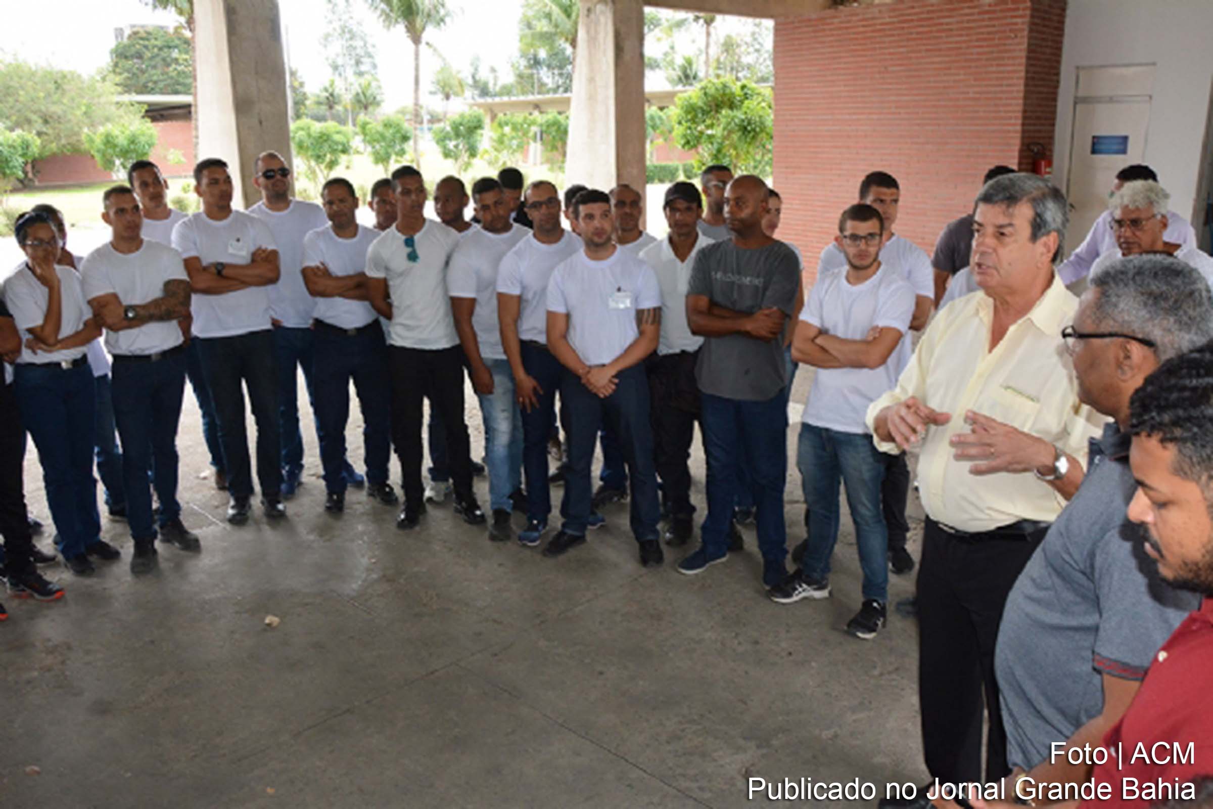 Prefeito Colbert Martins Filho participa de formação de 162 candidatos aprovados da Guarda Municipal de Feira de Santana.