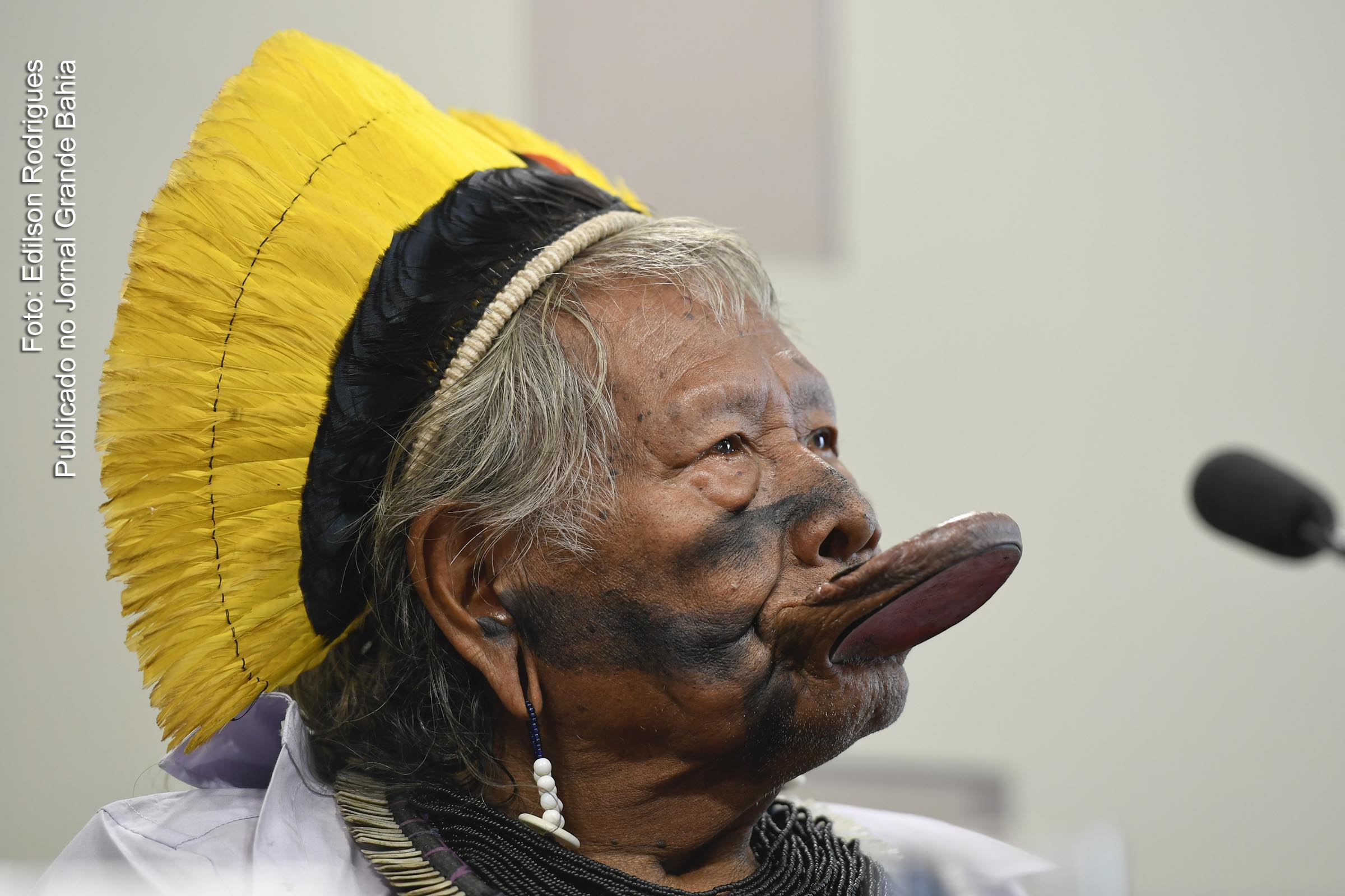 Há suspeita de ação orquestrada em queimadas da Floresta Amazônica, diz Raquel Dodge procuradora-geral da República; Cacique Raoni Metuktire culpa presidente Jair Bolsonaro