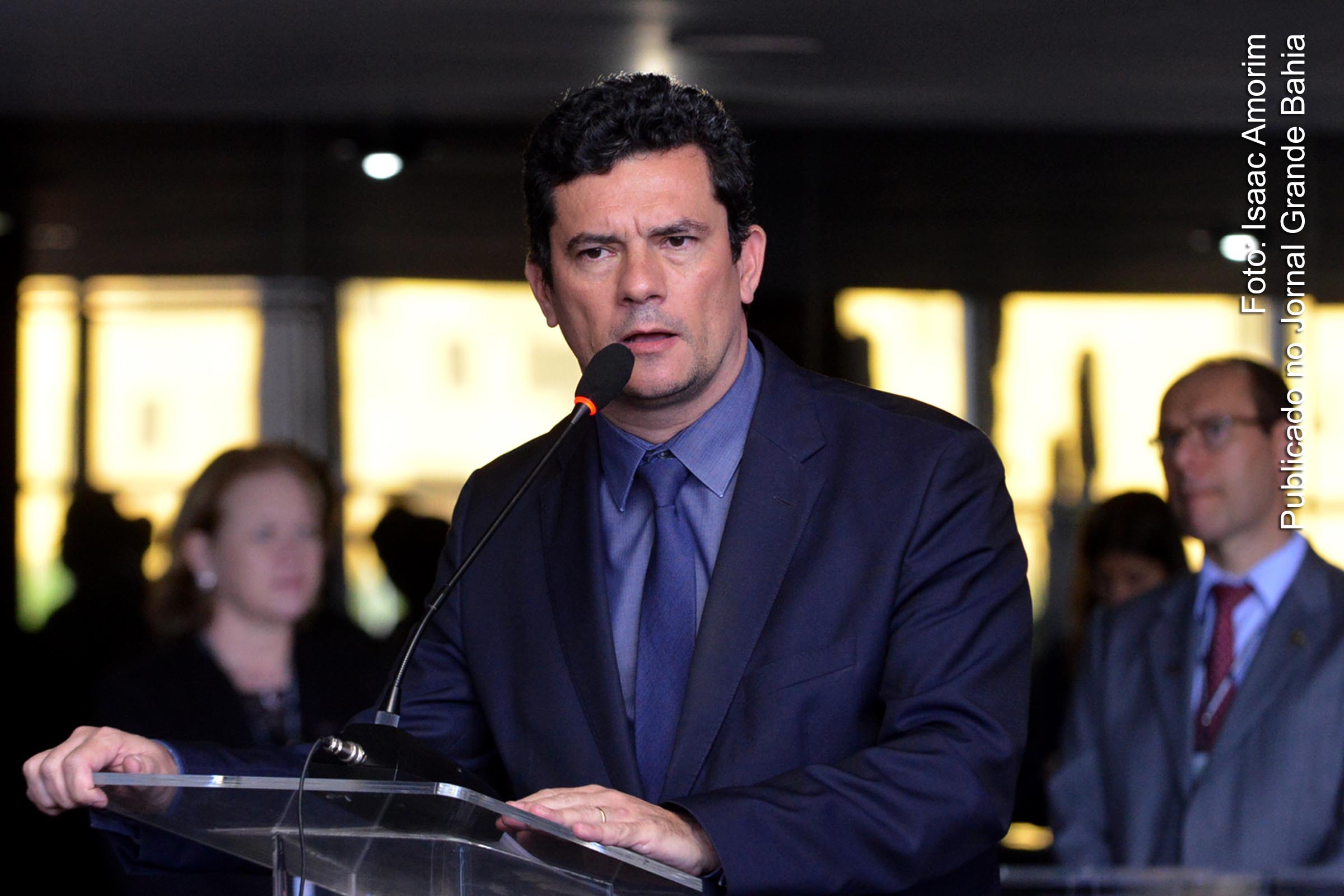 Crimes estão relacionados com a forma como o ex-juiz Sérgio Moro conduziu e interferiu nas investigações da operação para depois julgar e prejudicar o ex-presidente Luiz Inácio Lula da Silva, impedindo-o de participar das eleições de 2018.