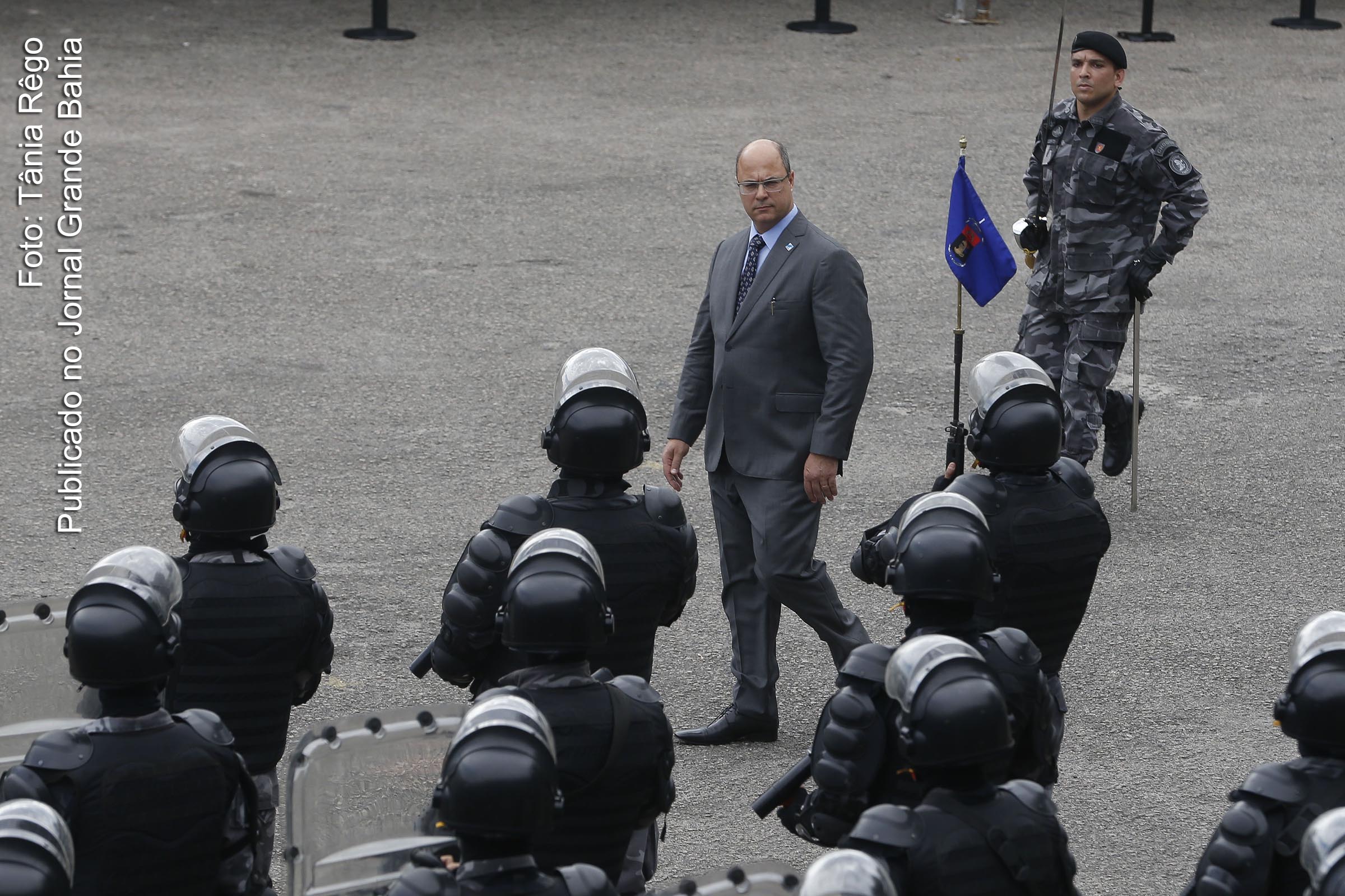 Extremista de direita Wilson Witzel (PSC), governador do Rio de Janeiro, adota política de extermínio.