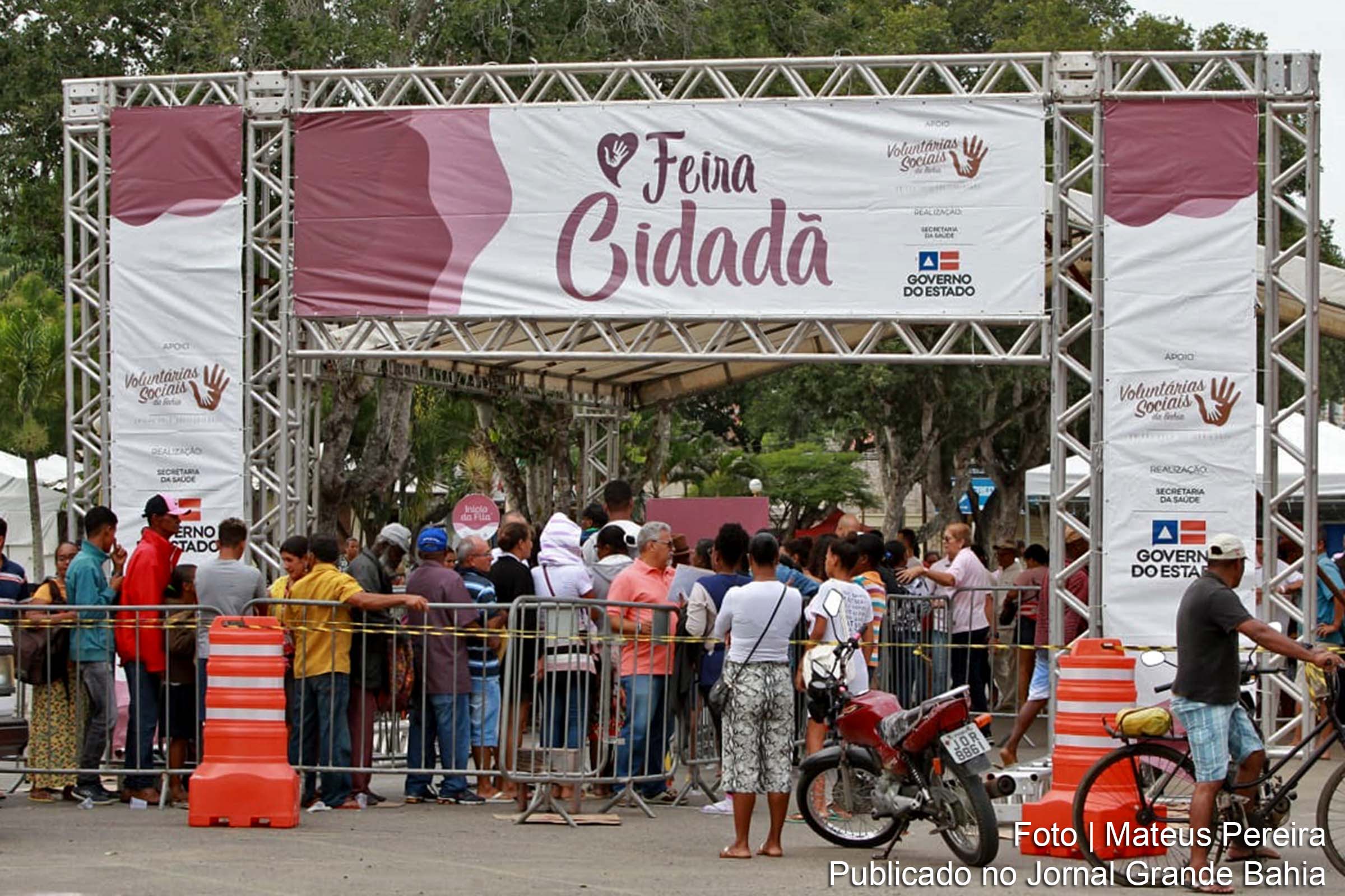 Feira Cidadã é aberta em Santo Estêvão.