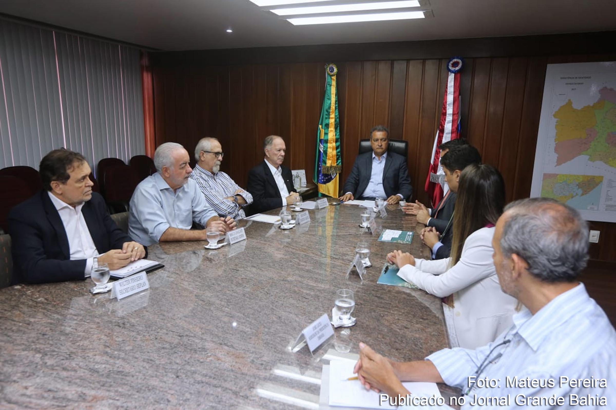 Governador Rui Costa, vice-governador João Leão e secretários estaduais anunciam novo investimentos na Bahia.