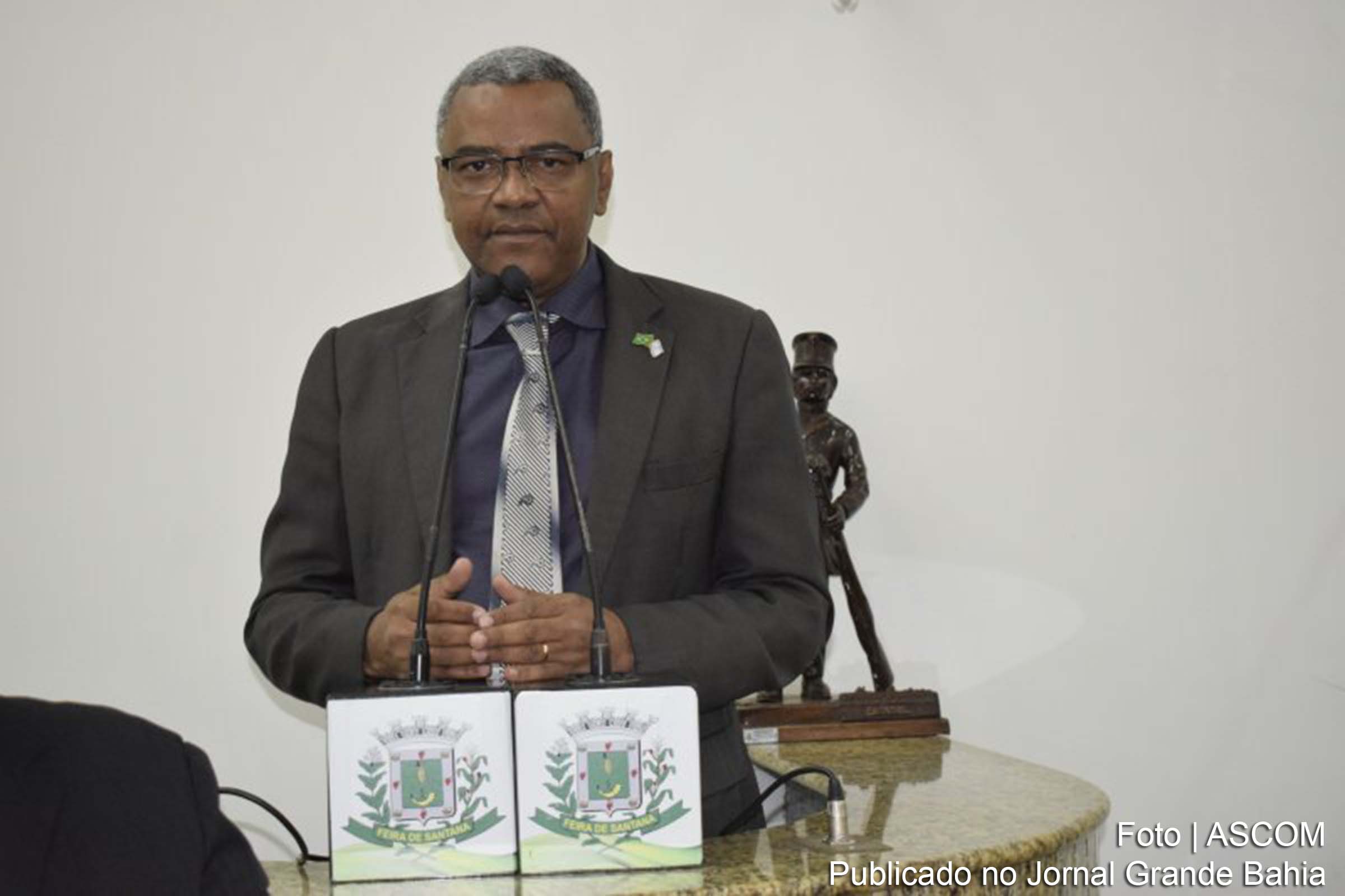 Isaías dos Santos (Isaías de Diogo): um crime bárbaro levou a morte de um delegado. O risco naquele local é eminente. As pessoas não têm o direito de fazer suas compras em segurança.