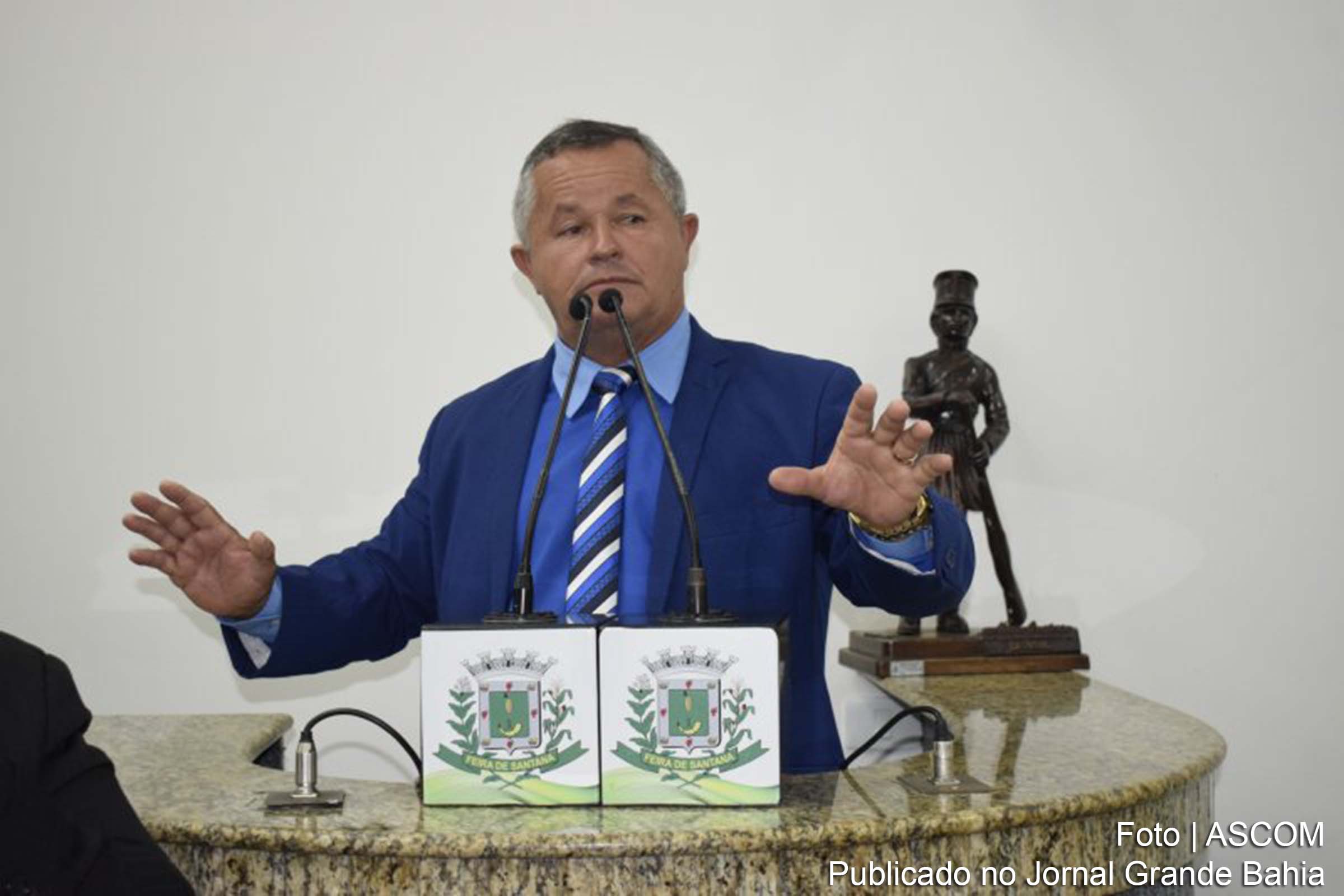 José Menezes (Zé Filé): quando é do interesse deles, coloca sinaleira. Todo lugar do Anel de Contorno que tem o privilégio de ter gente rica, eles instalam.