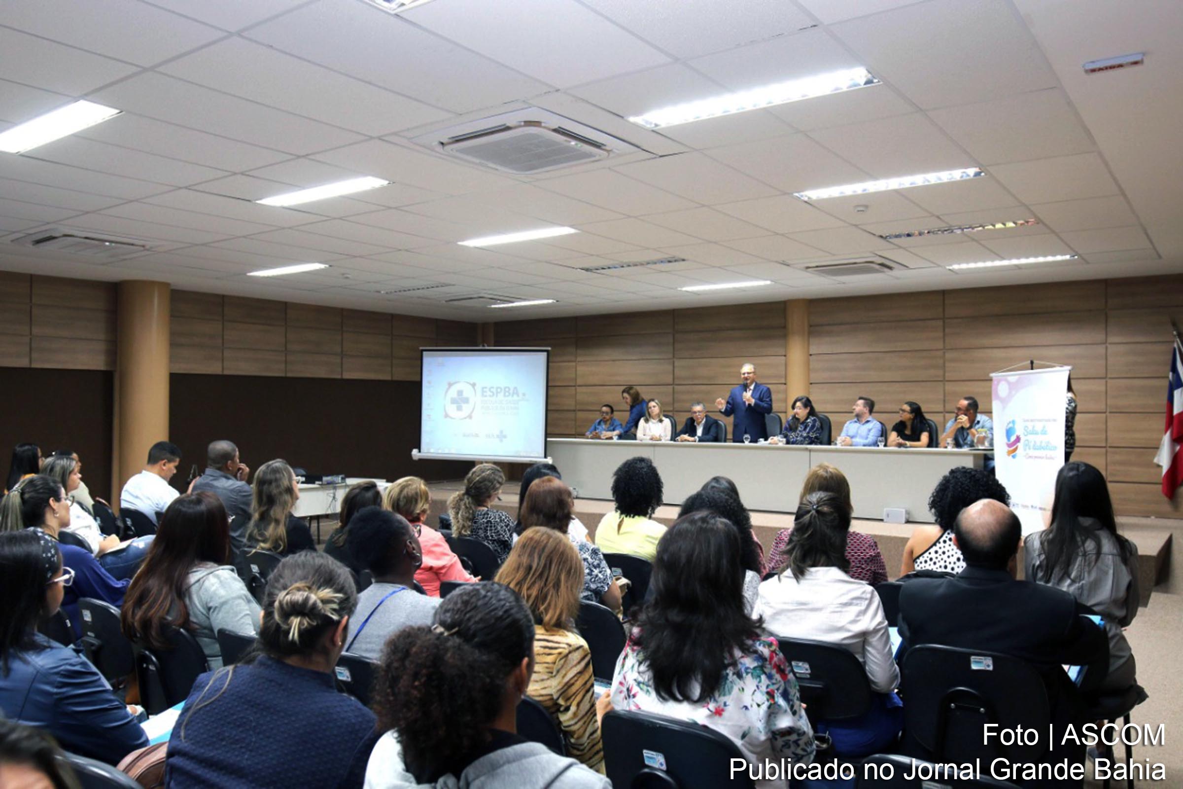 Secretário estadual Fábio Vilas-Boas abordou treinamento para prevenção e tratamento do pé diabético. Atividade ocorreu nesta segunda-feira (09/09/2019).