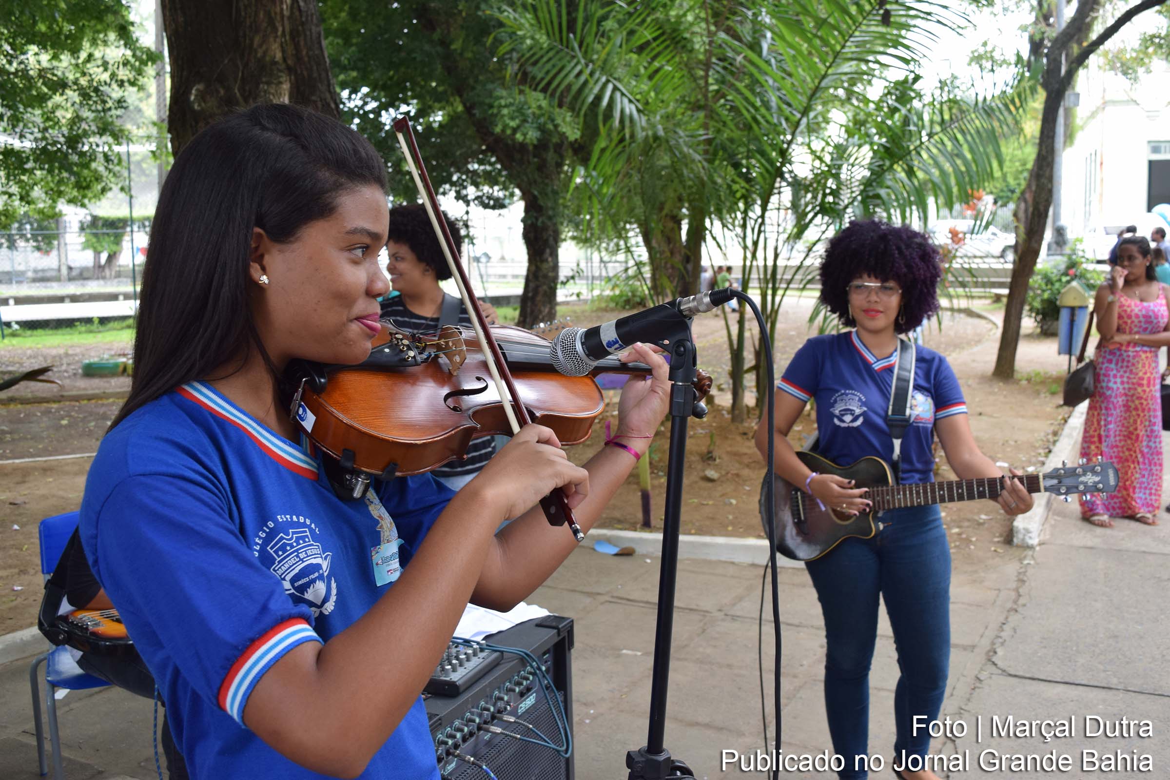 Objetivo de promover o protagonismo estudantil e a integração das famílias com as escolas.