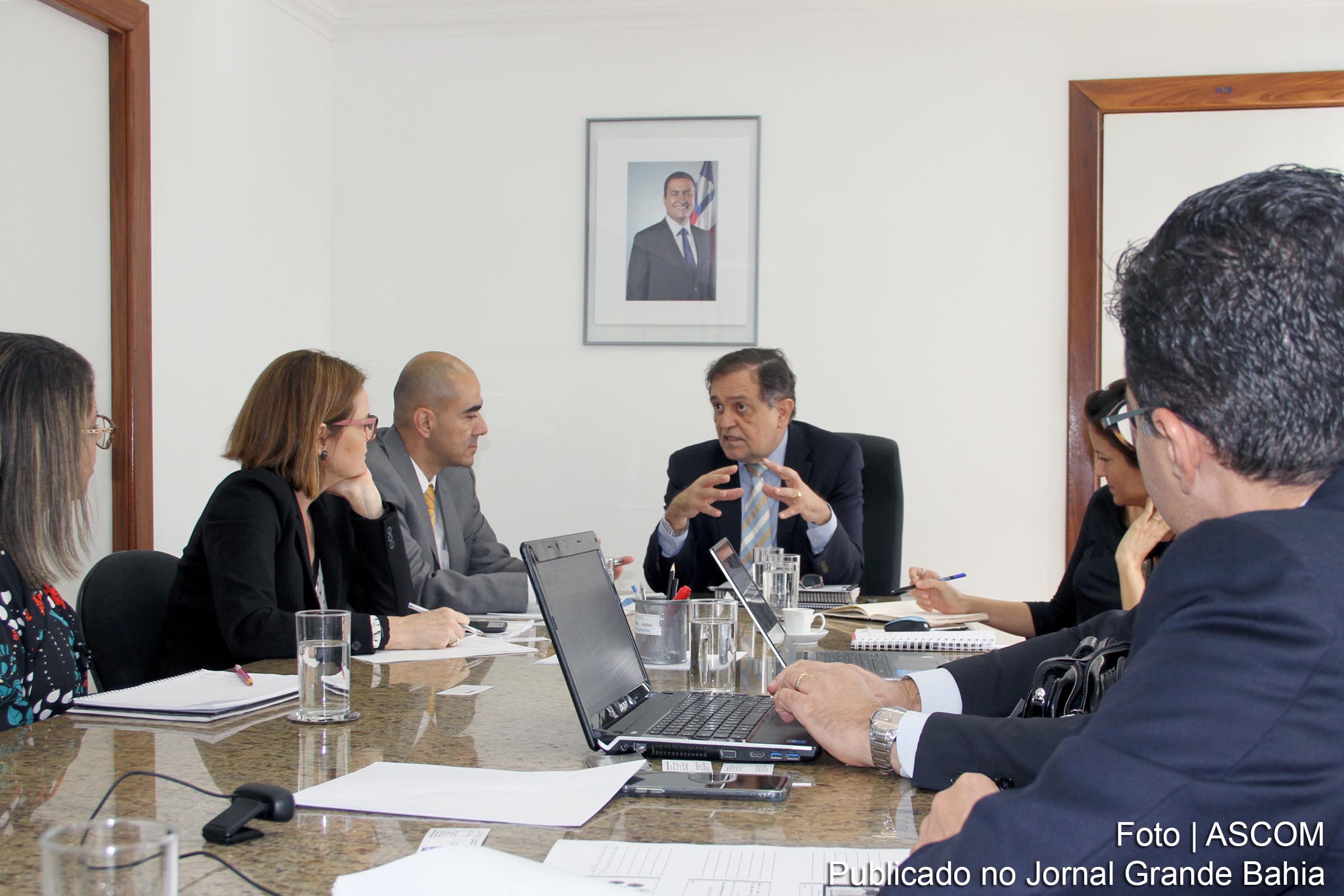 Secretário estadual Walter Pinheiro debate, com membros do Programa das Nações Unidas para o Desenvolvimento (PNUD), parceria nas áreas de saúde, saneamento, agricultura e desenvolvimento regional na Bahia. Reunião ocorreu nesta quinta-feira (11/09/2019).