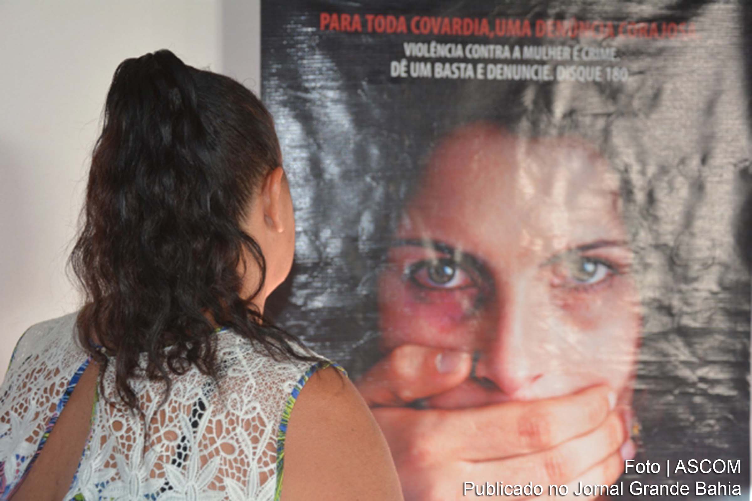 Cerca de 40% das mulheres que procuram o CRMQ se declaram evangélicas não existem informações sobre a religião praticada pelos agressores.