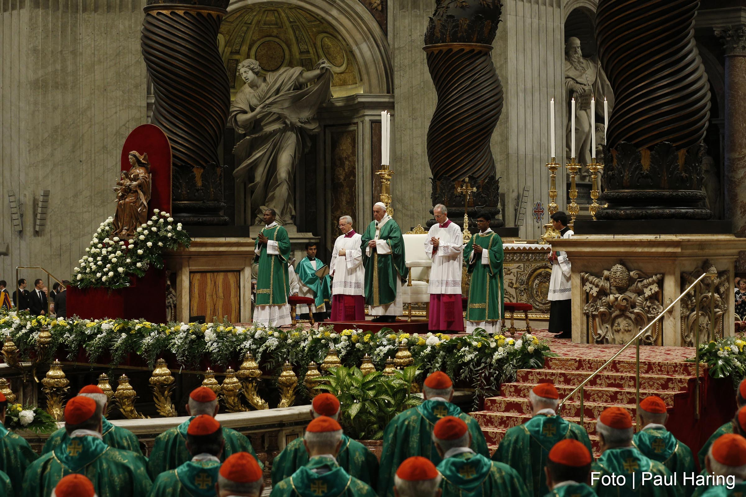 Ao discutir futuro na Amazônia, Papa Francisco pede que conservadores estejam abertos a mudanças na Igreja; Presidente Jair Bolsonaro é criticado por política de degradação do meio ambiente